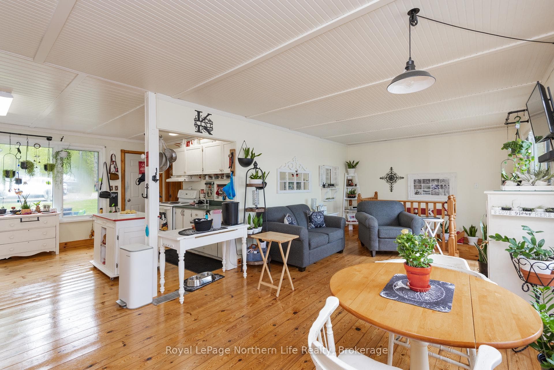 13 Macdonald Terrace photo 21