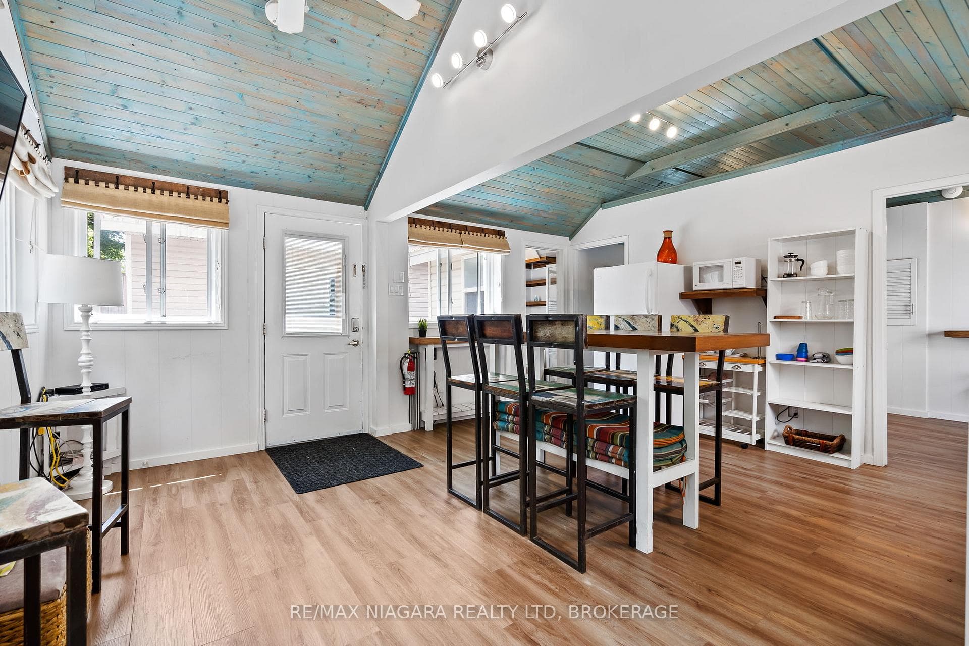 12343 Lakeshore Road photo 24