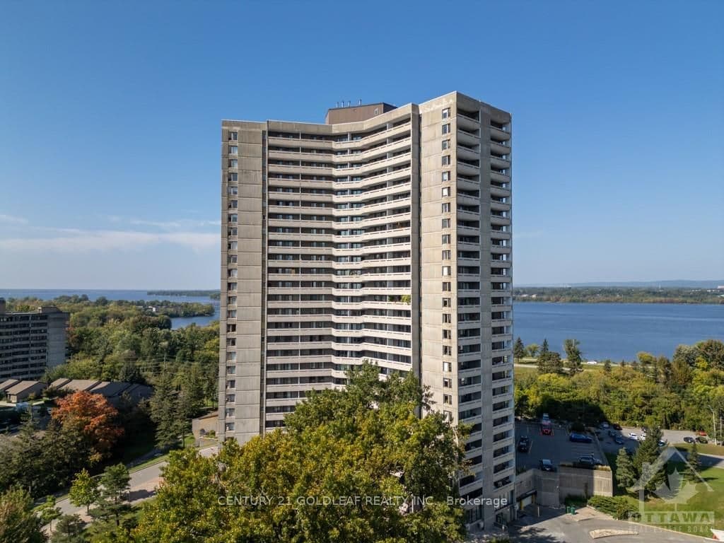 1081 AMBLESIDE Drive Unit 1707 photo 1