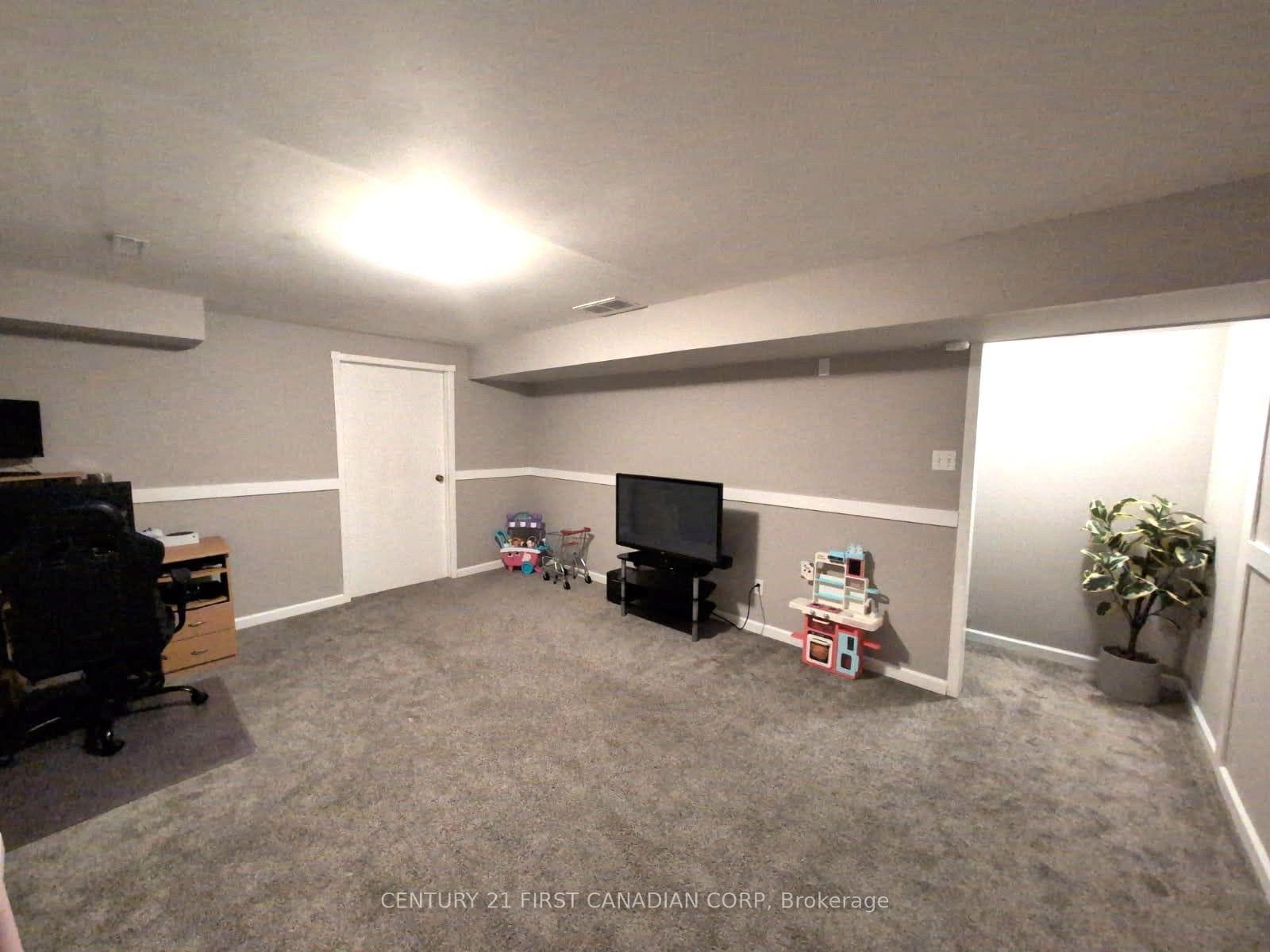 110 Deveron Crescent Unit 49 photo 17