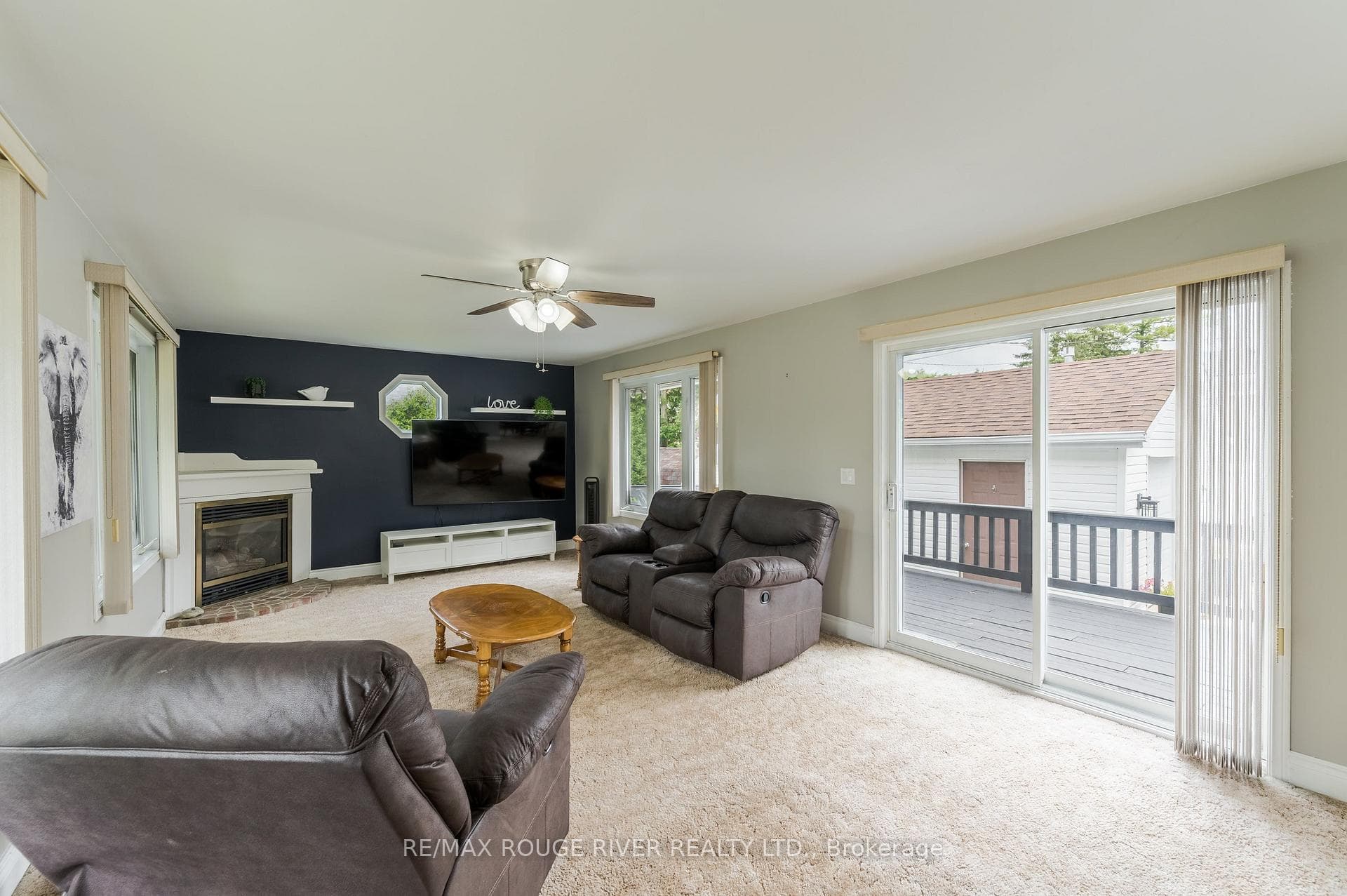36 Kawartha Drive photo 23