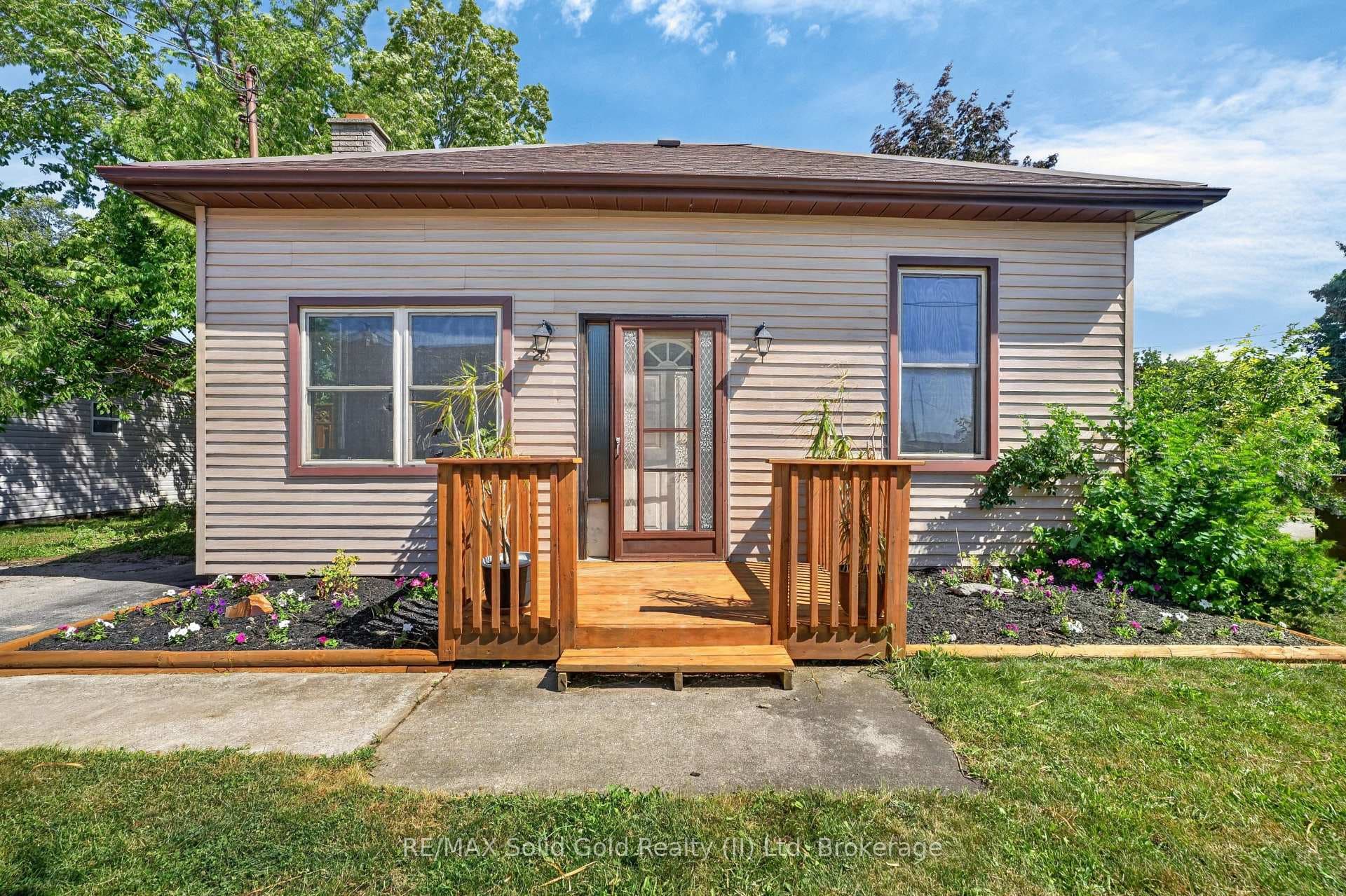 23 Mcrae Street photo 3