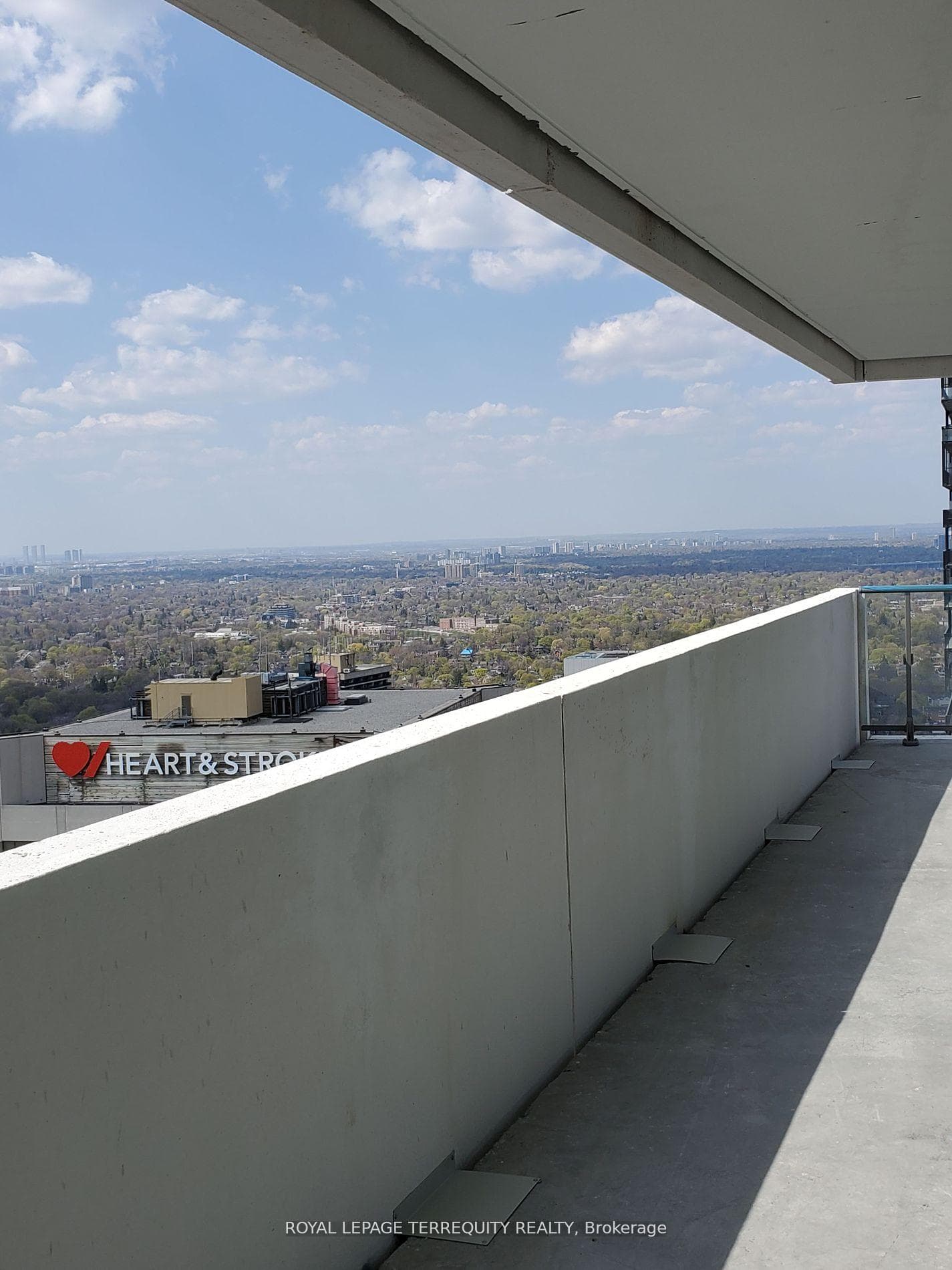 2221 Yonge Street Unit 4609 photo 14