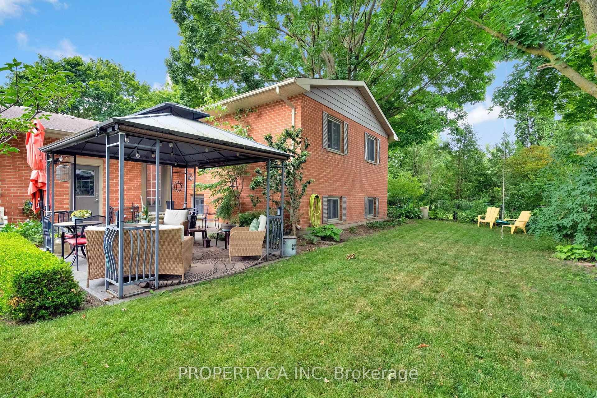 1620 Farmbrook Road photo 44