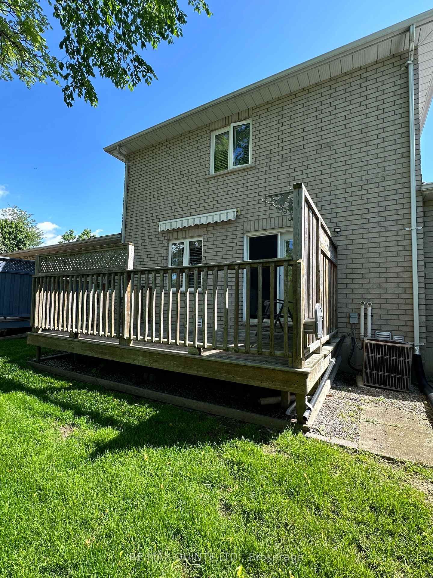 32 PINEGROVE Court photo 28