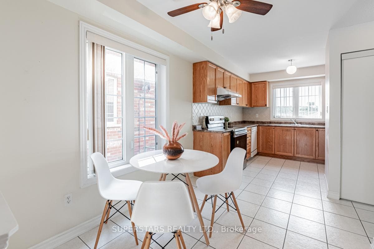 333 Caboto Trail photo 10