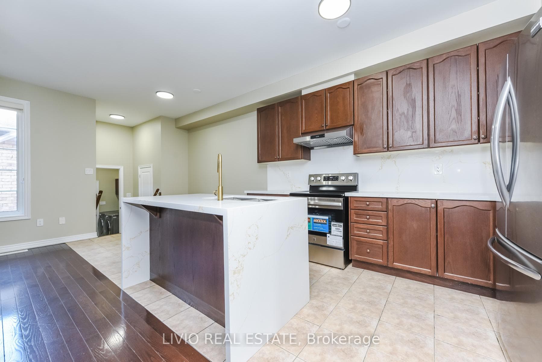 48 Bonnie Braes Drive photo 16