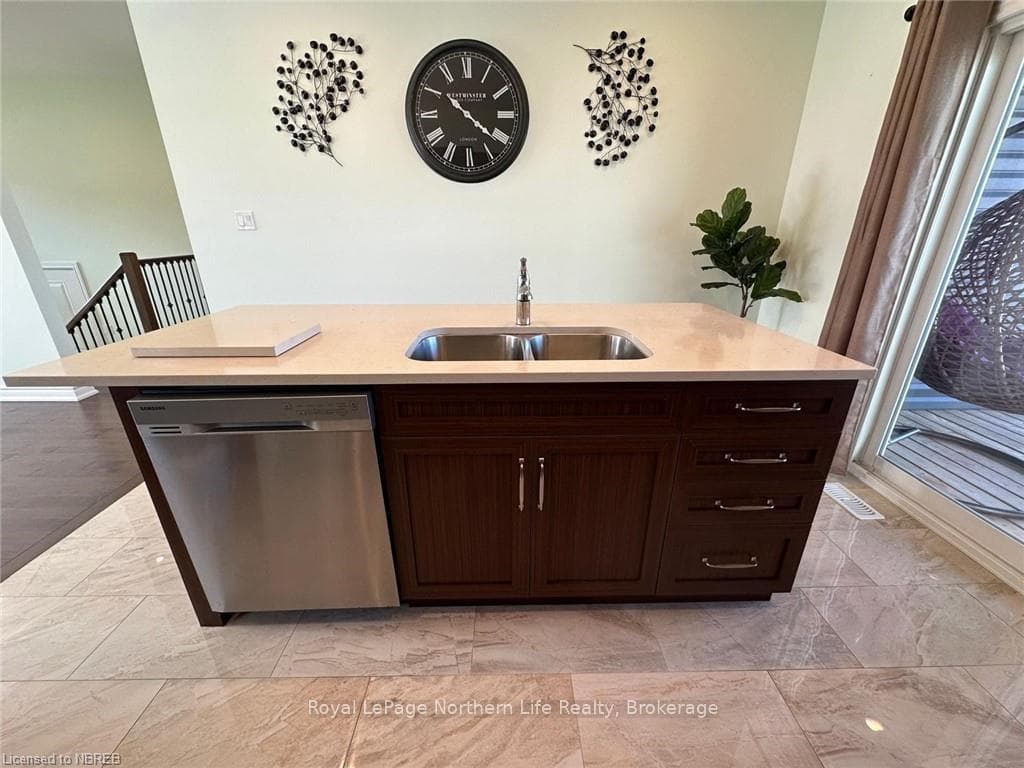 7 GRAND MAPLE Lane photo 12