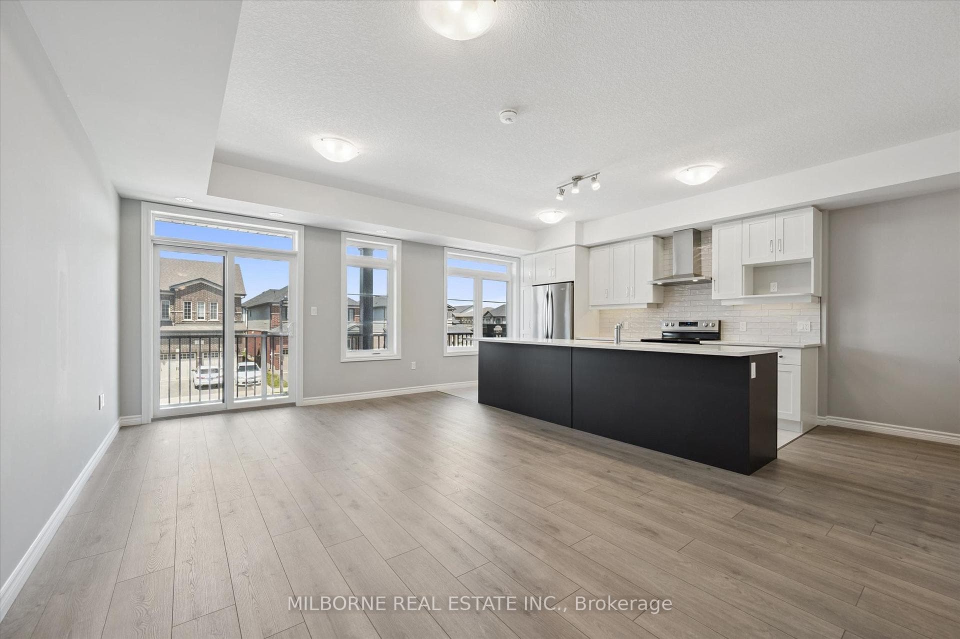 38 Arabella Drive photo 2