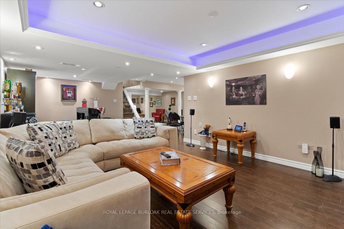 40 Bridgette Drive photo 32