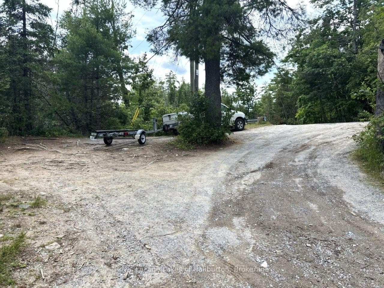Beside 1456 Crystal Lake Road photo 27