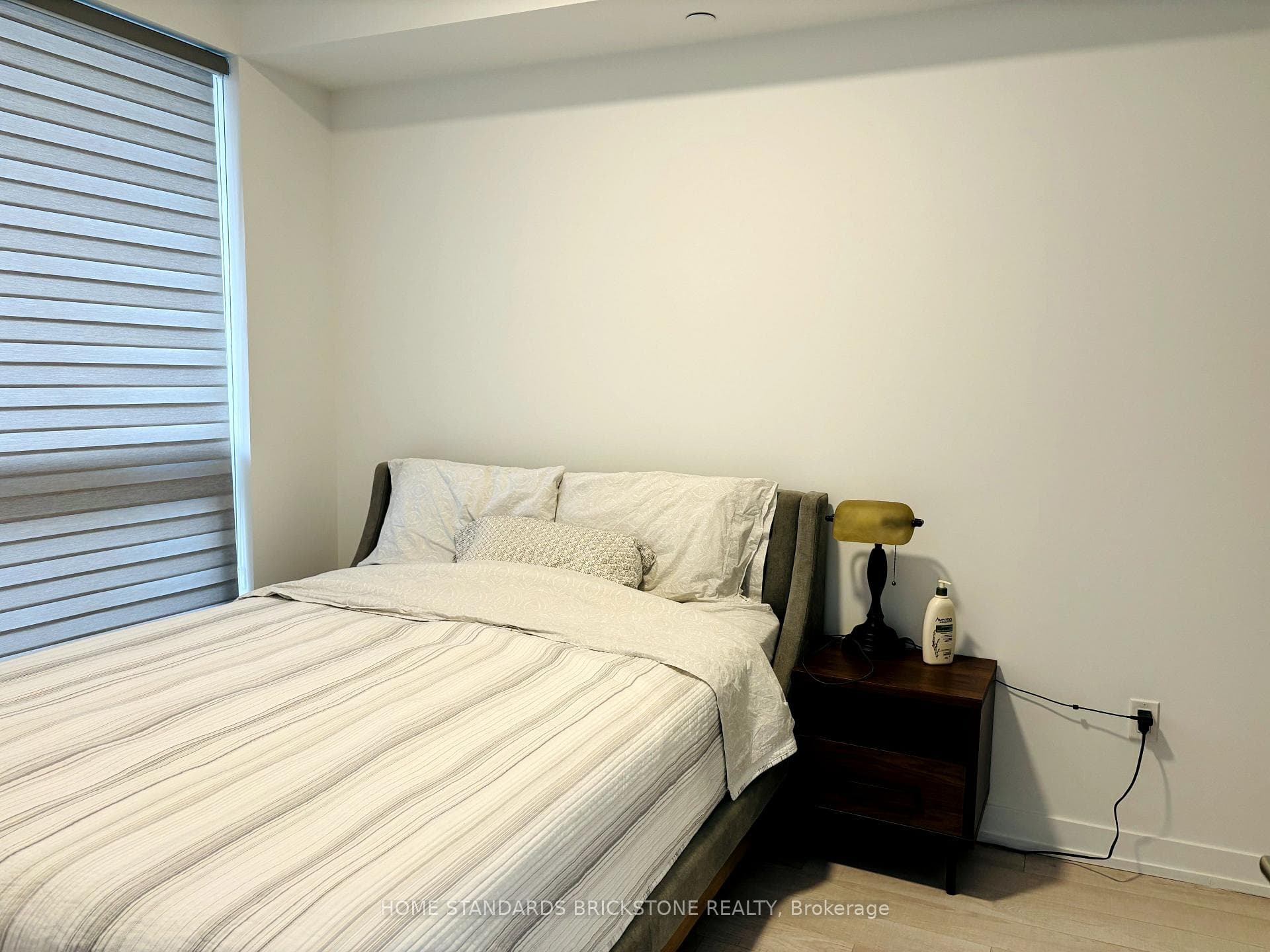 39 Roehampton Avenue Unit 1102 photo 10