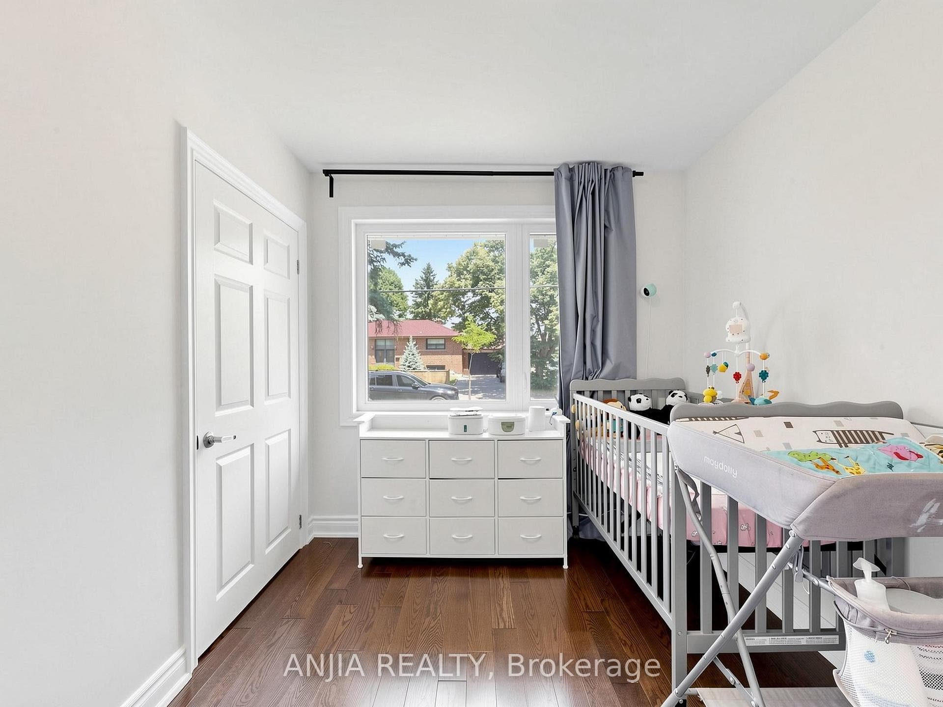 8 Applefield Drive photo 30