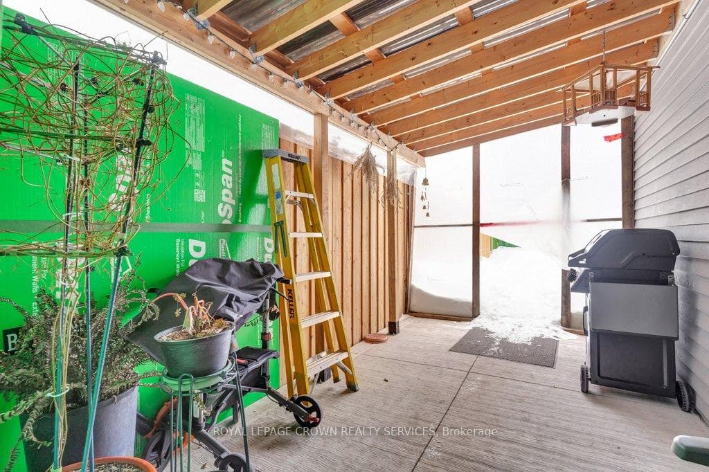 542 Trico Drive photo 37
