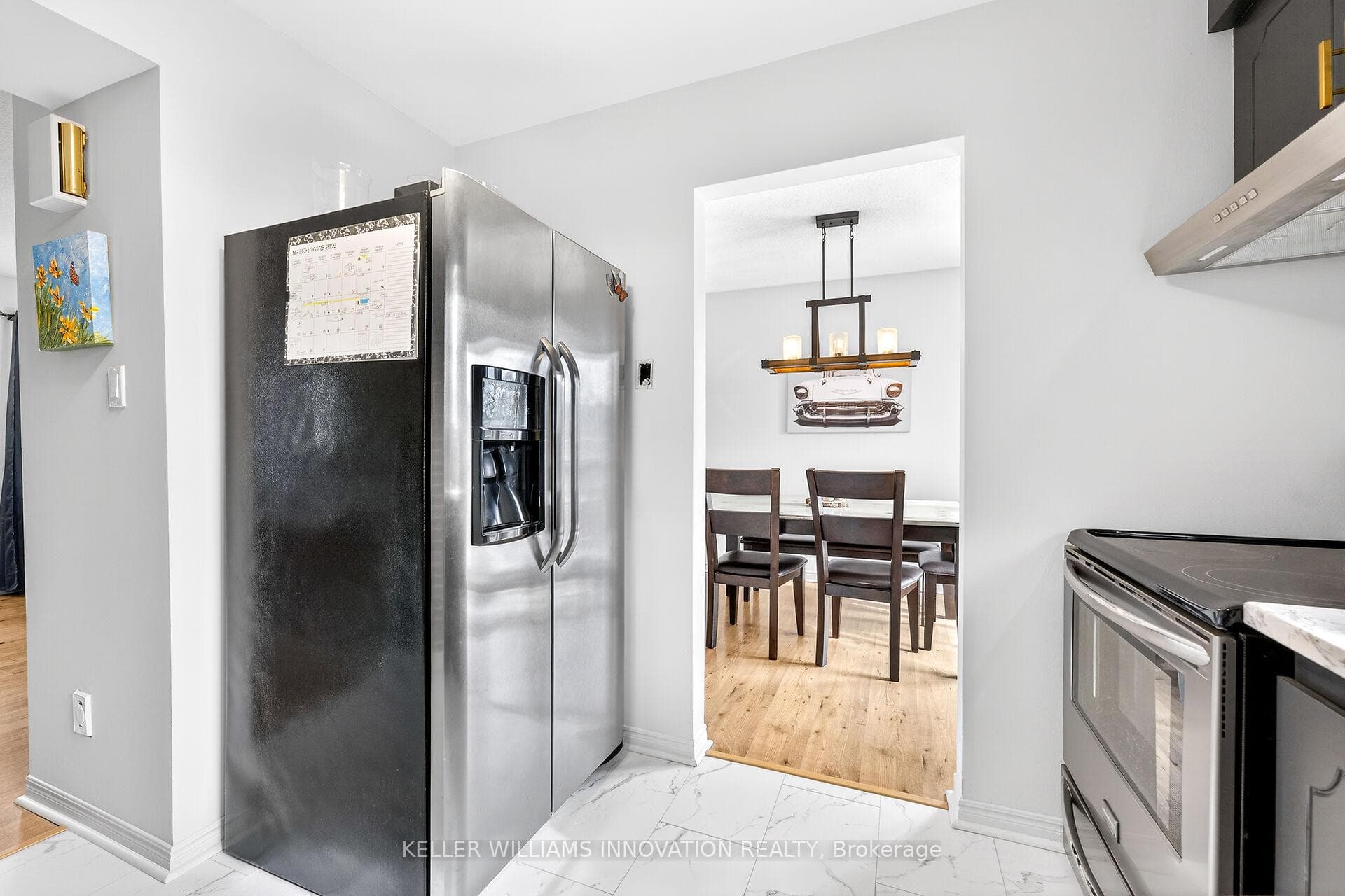 19 Grand Avenue photo 10