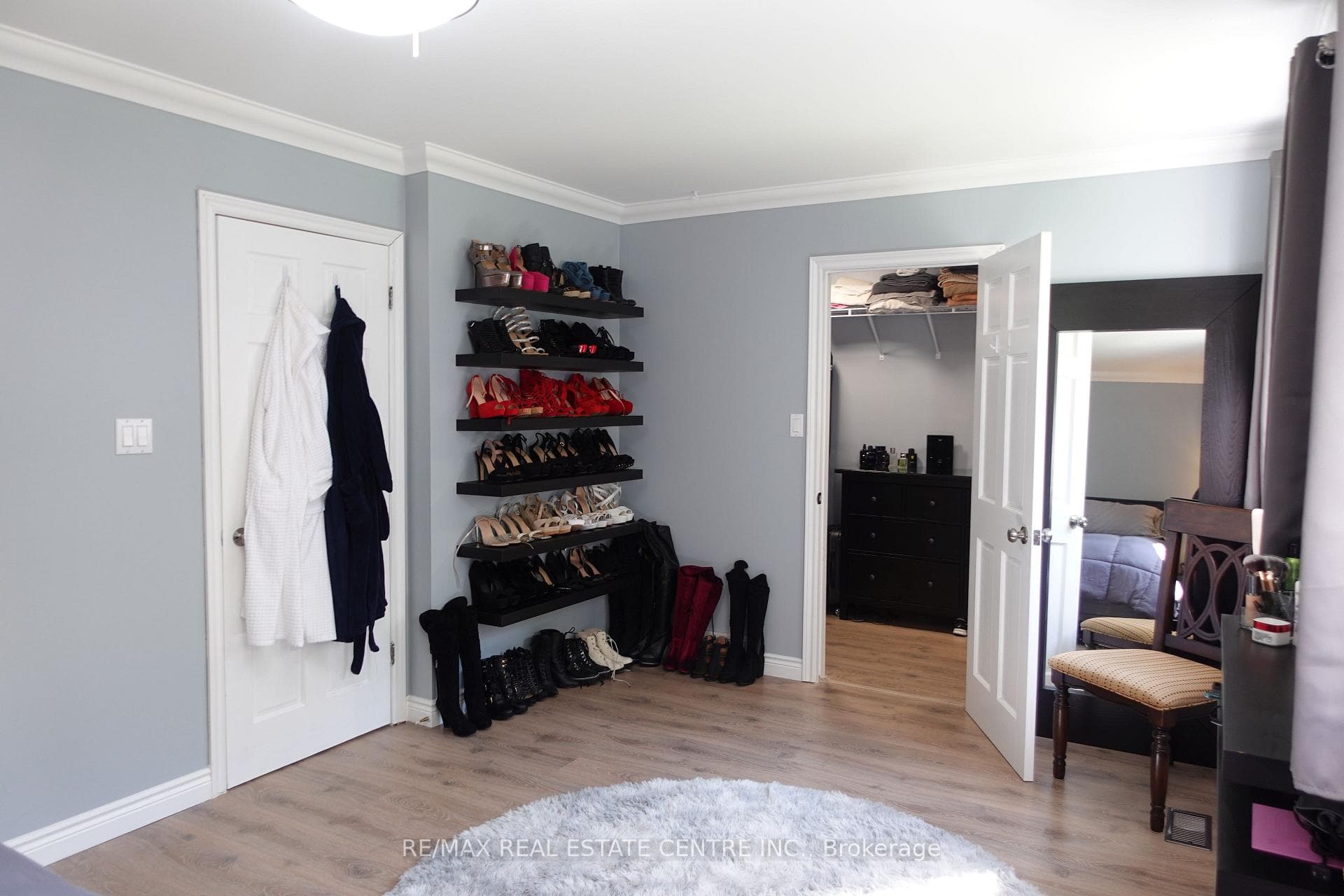 Walk In Closet