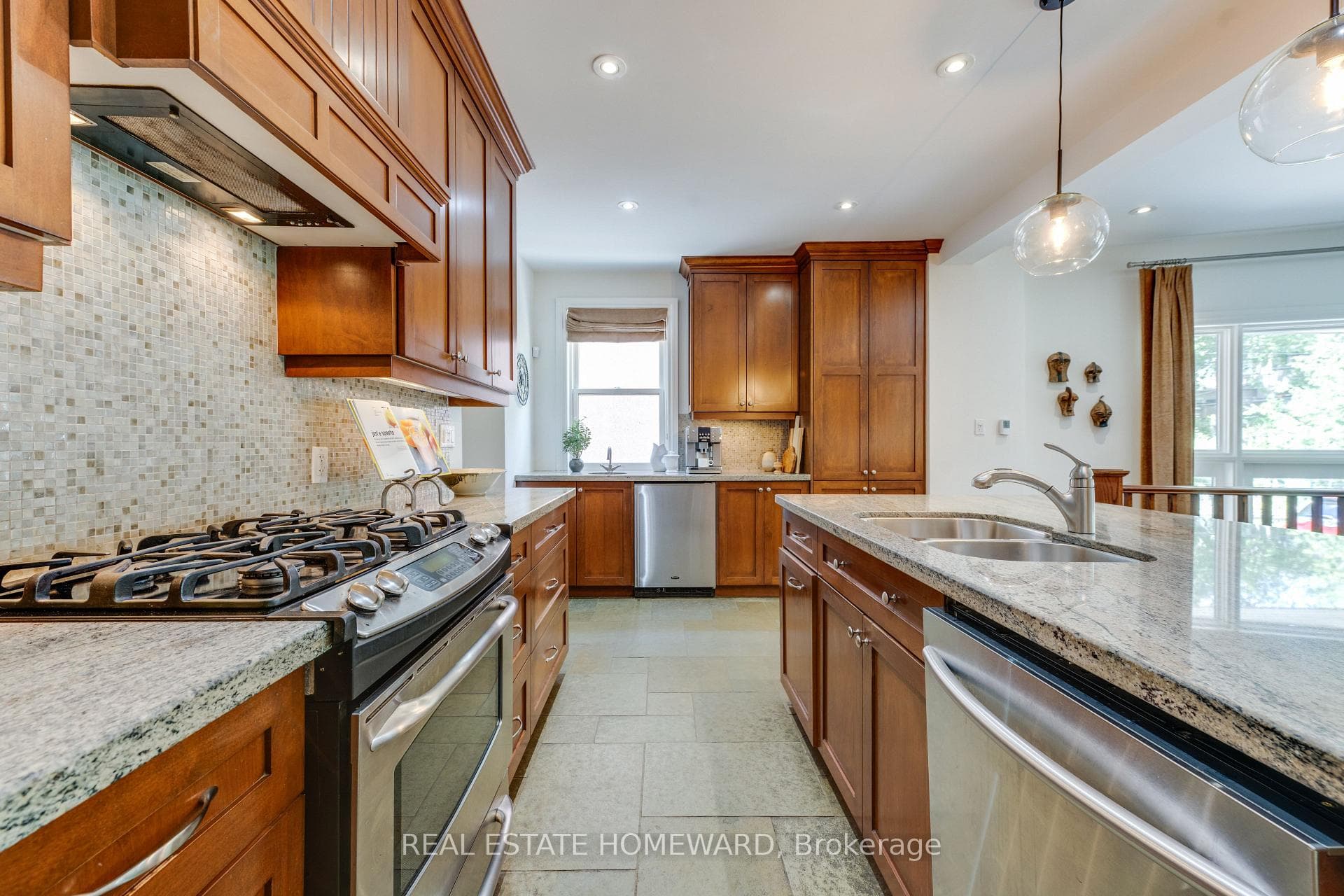151 Waverley Road photo 21