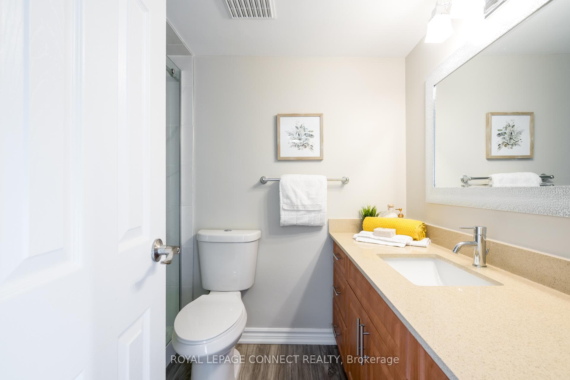 Main BathroomSe