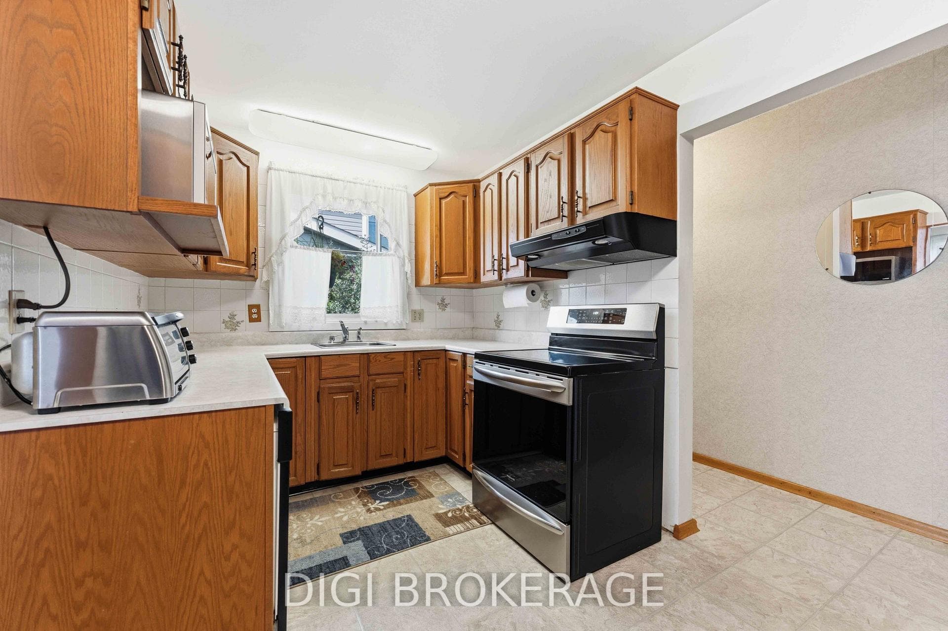 737 Southmore Drive photo 20