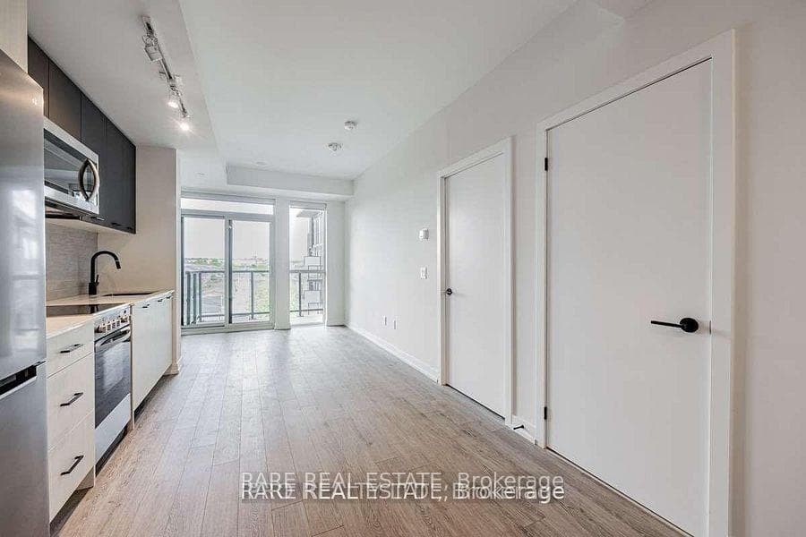 2300 St Clair Avenue Unit 415 photo 10
