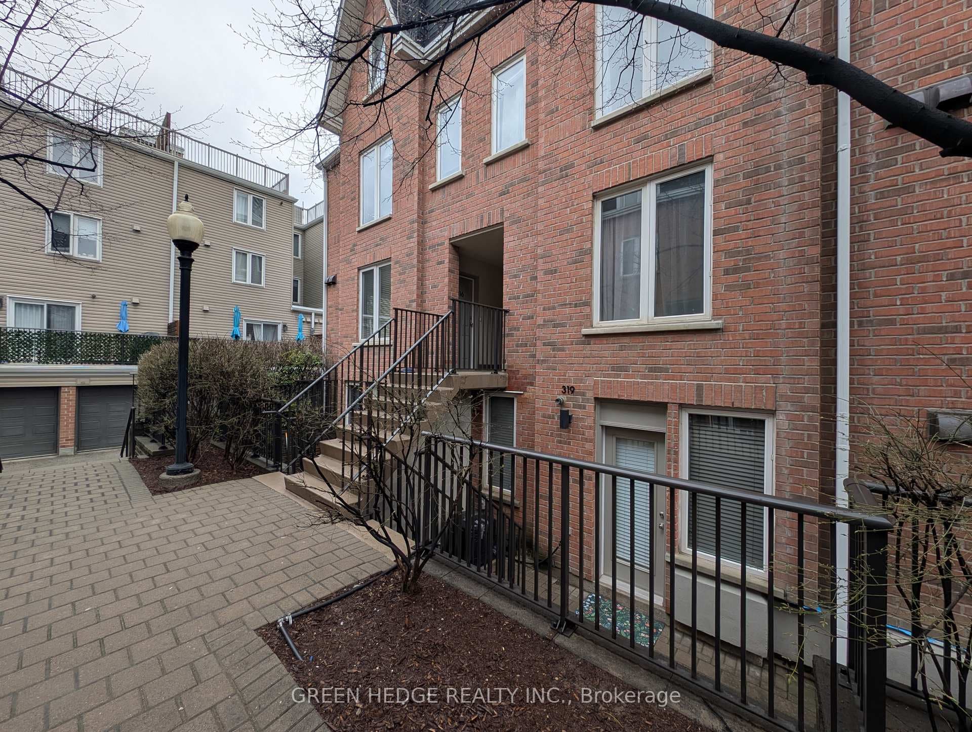26 Douro Street Unit 320 photo 18