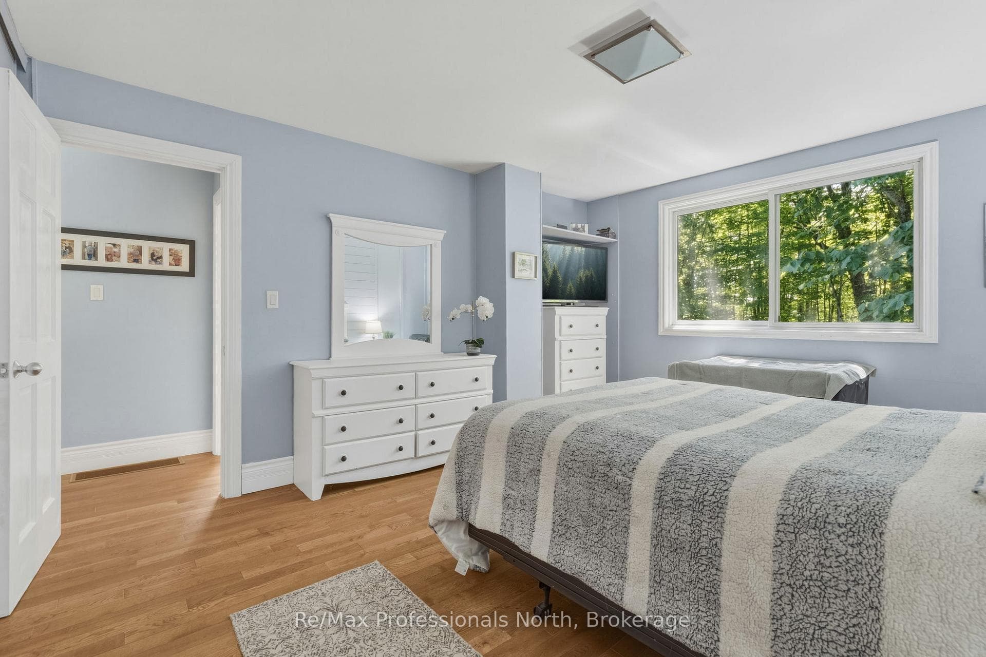 1032 Bradley Road photo 19