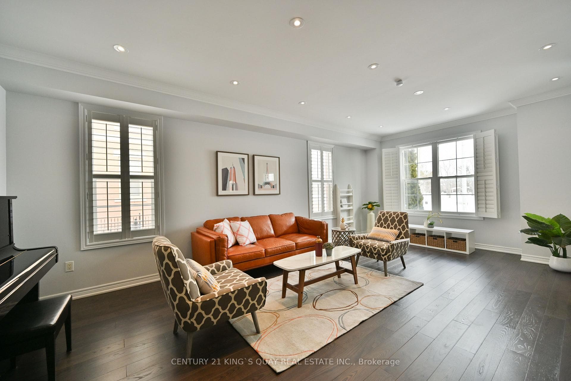 10514 Victoria Square Boulevard photo 3