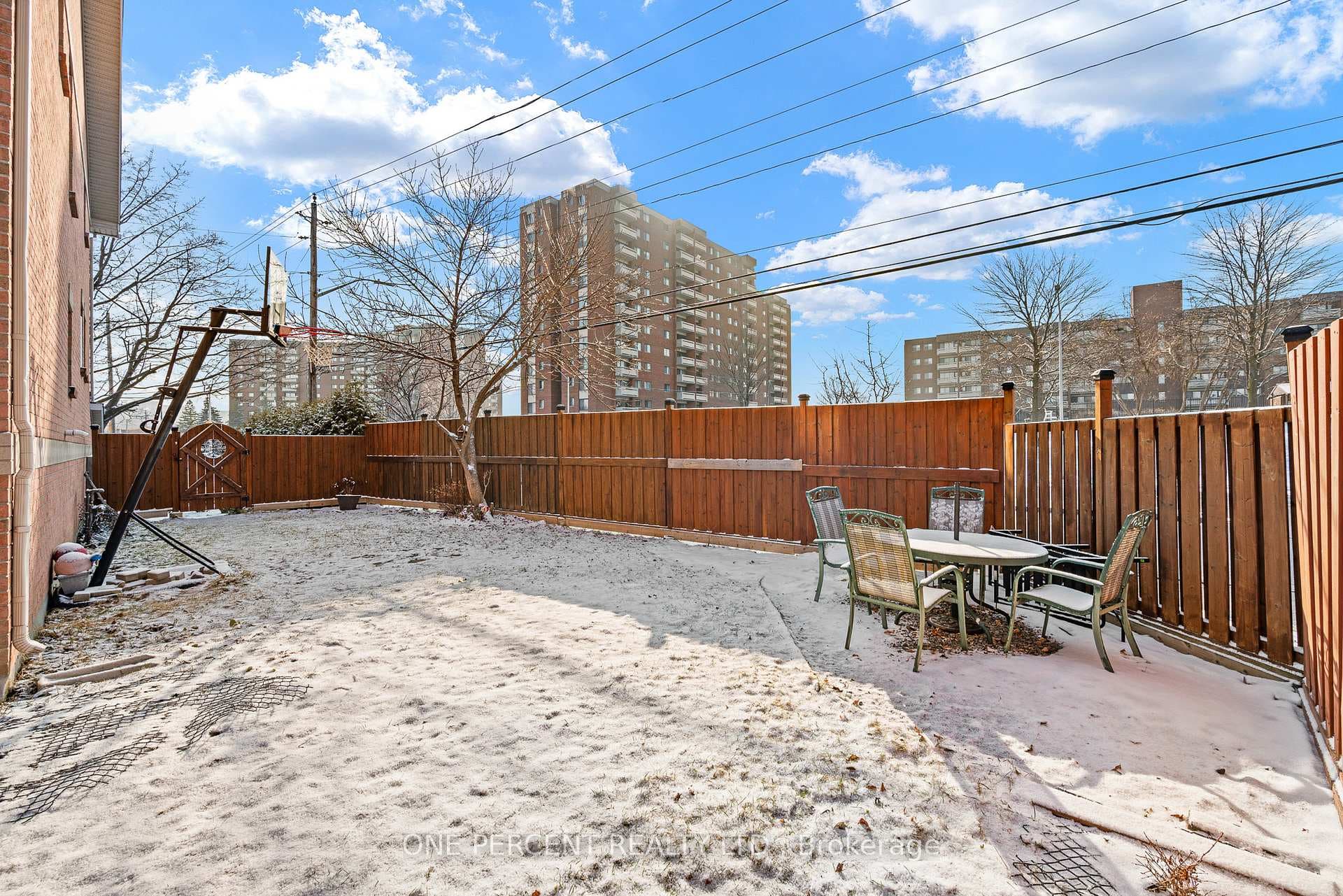 30 Maplehurst Avenue photo 36