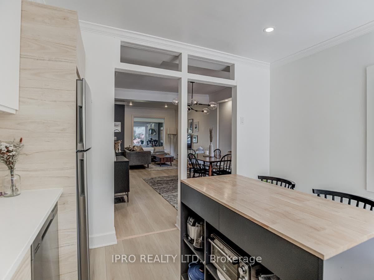 81 Coleman Avenue photo 17