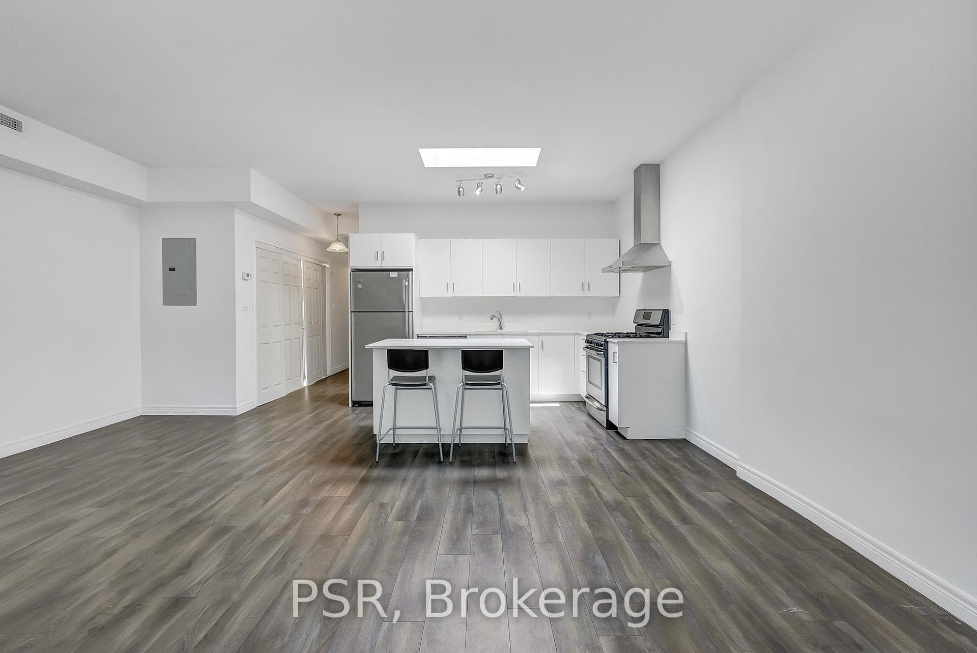 464 College Street Unit 3 photo 1