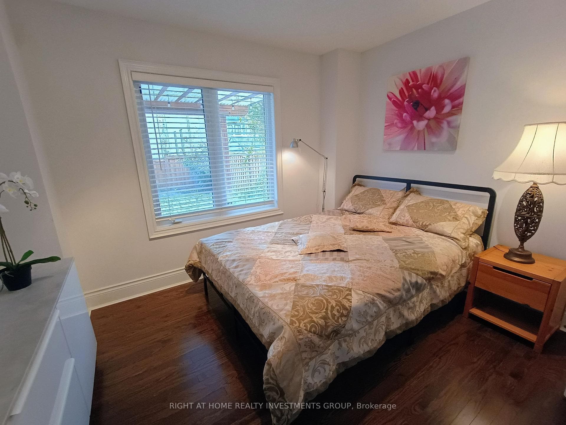 31 Barletta Drive Unit 1 photo 2