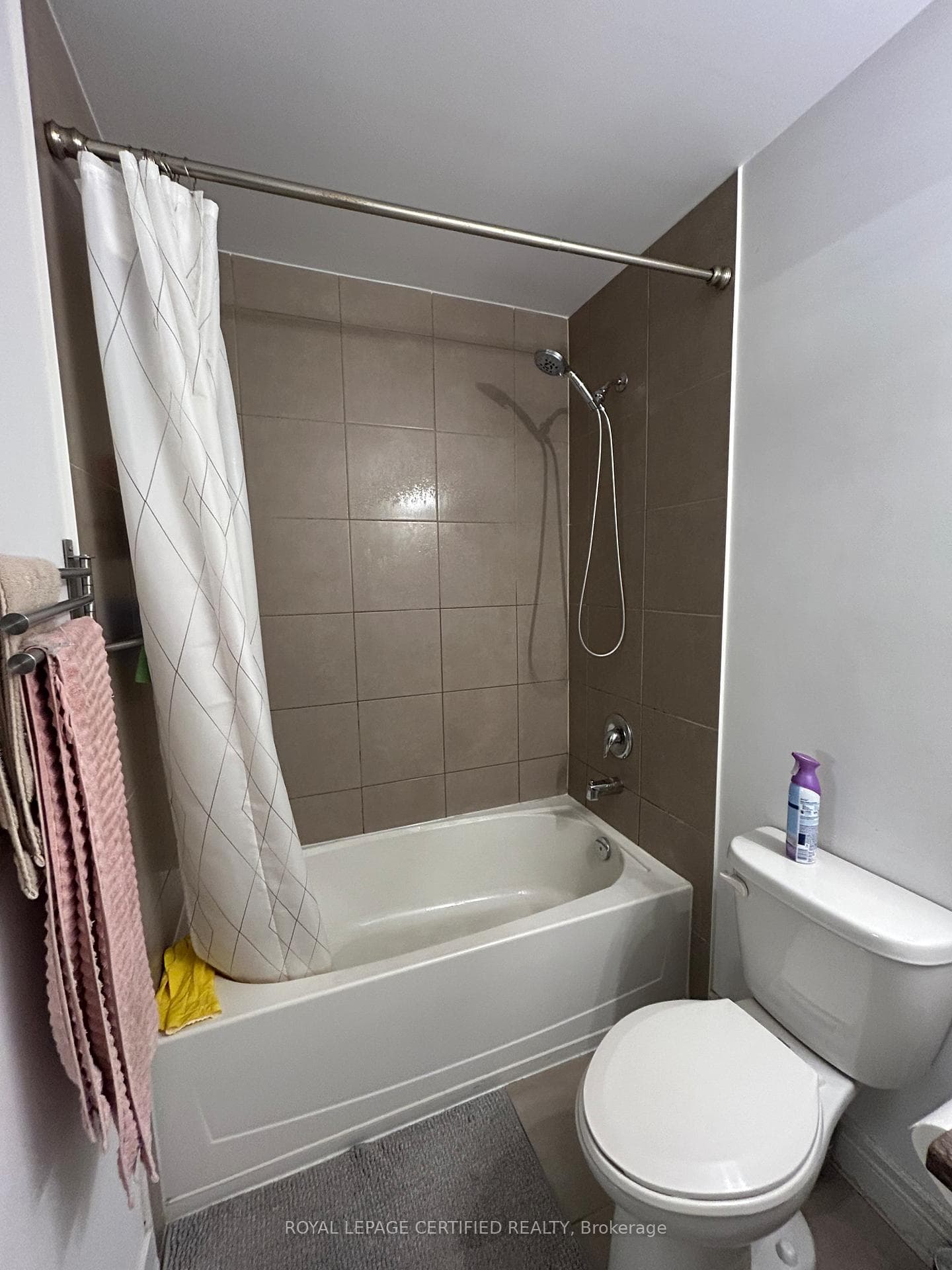 35 Southshore Crescent Unit 201 photo 15
