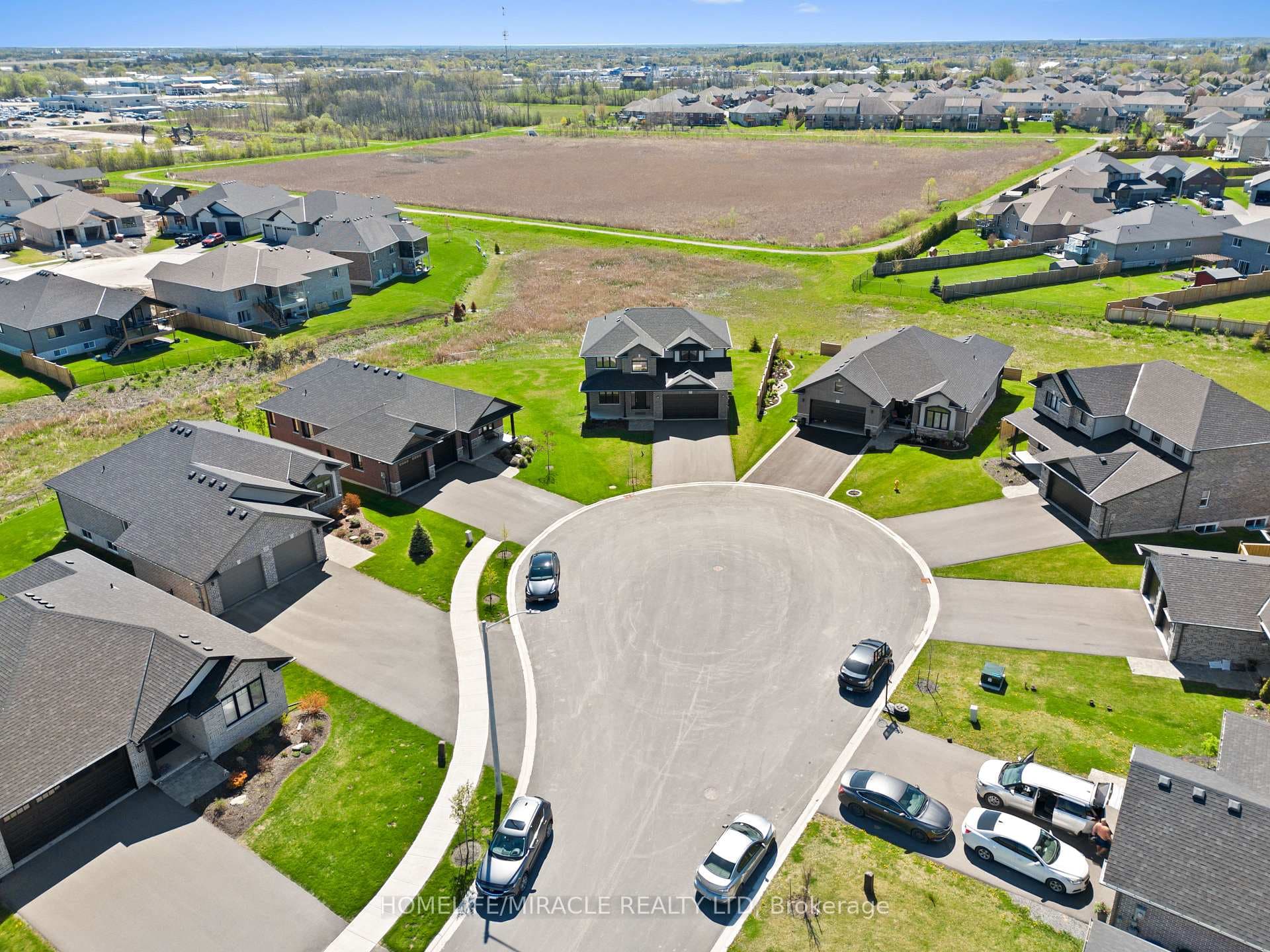 15 Mavety Court photo 46