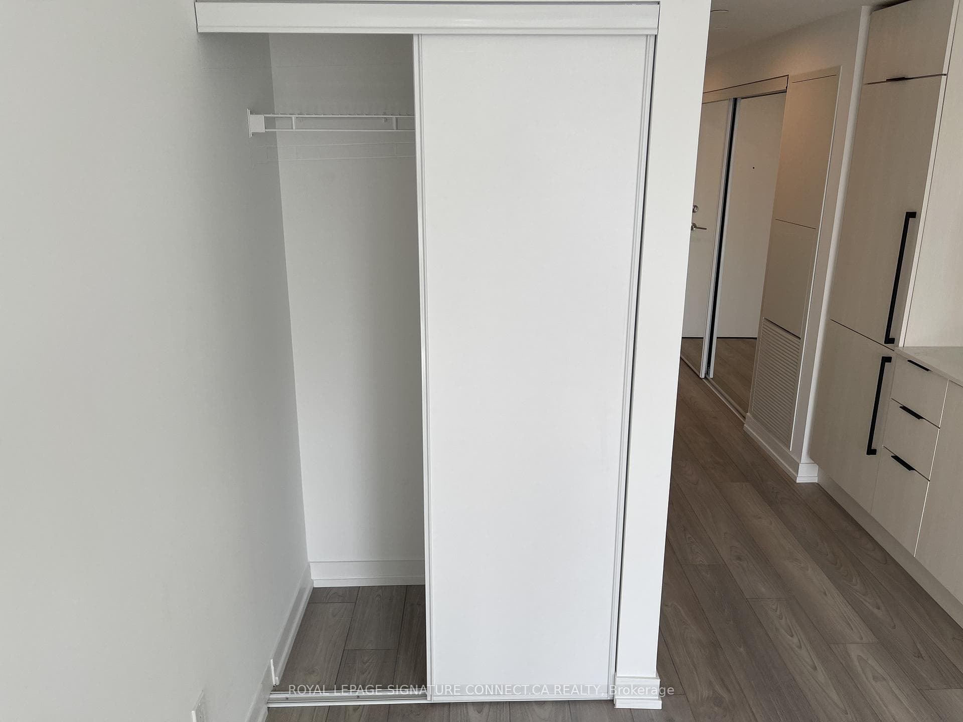 82 Dalhousie Street Unit 1607 photo 10