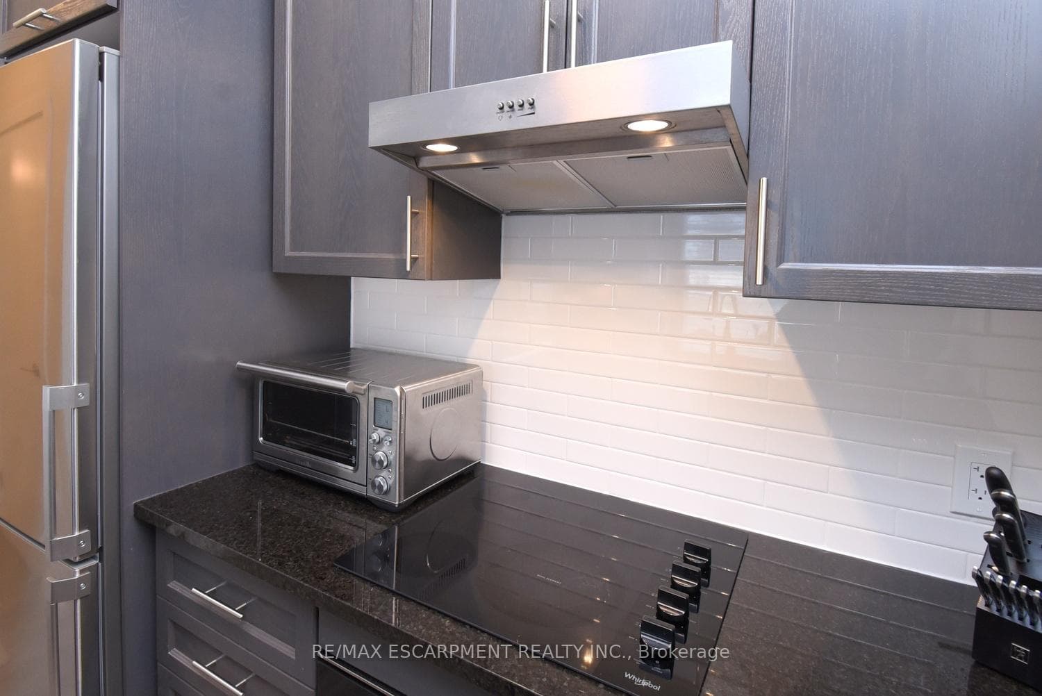 600 North Service Road Unit 209 photo 11