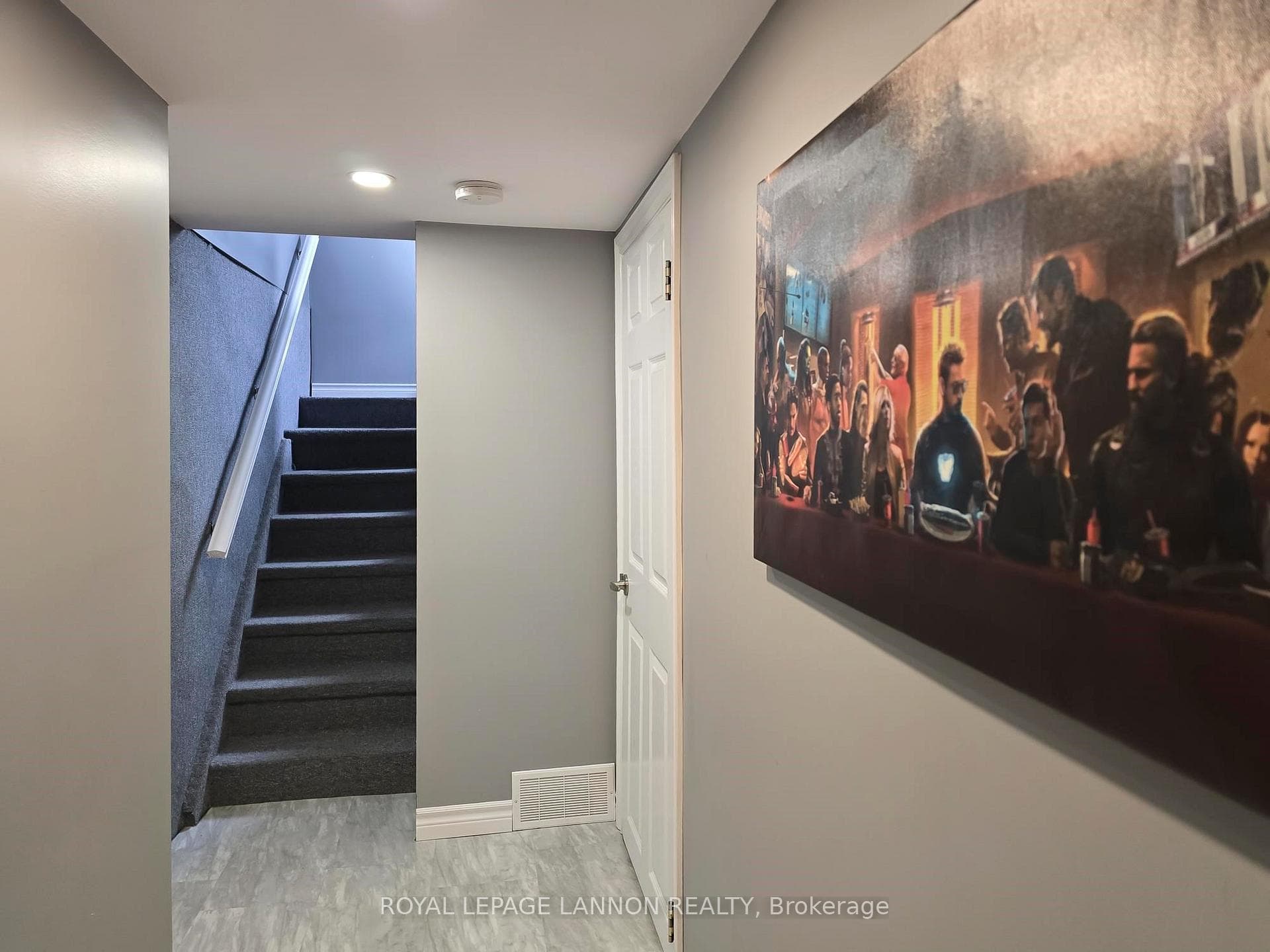 96 Albany Street photo 26