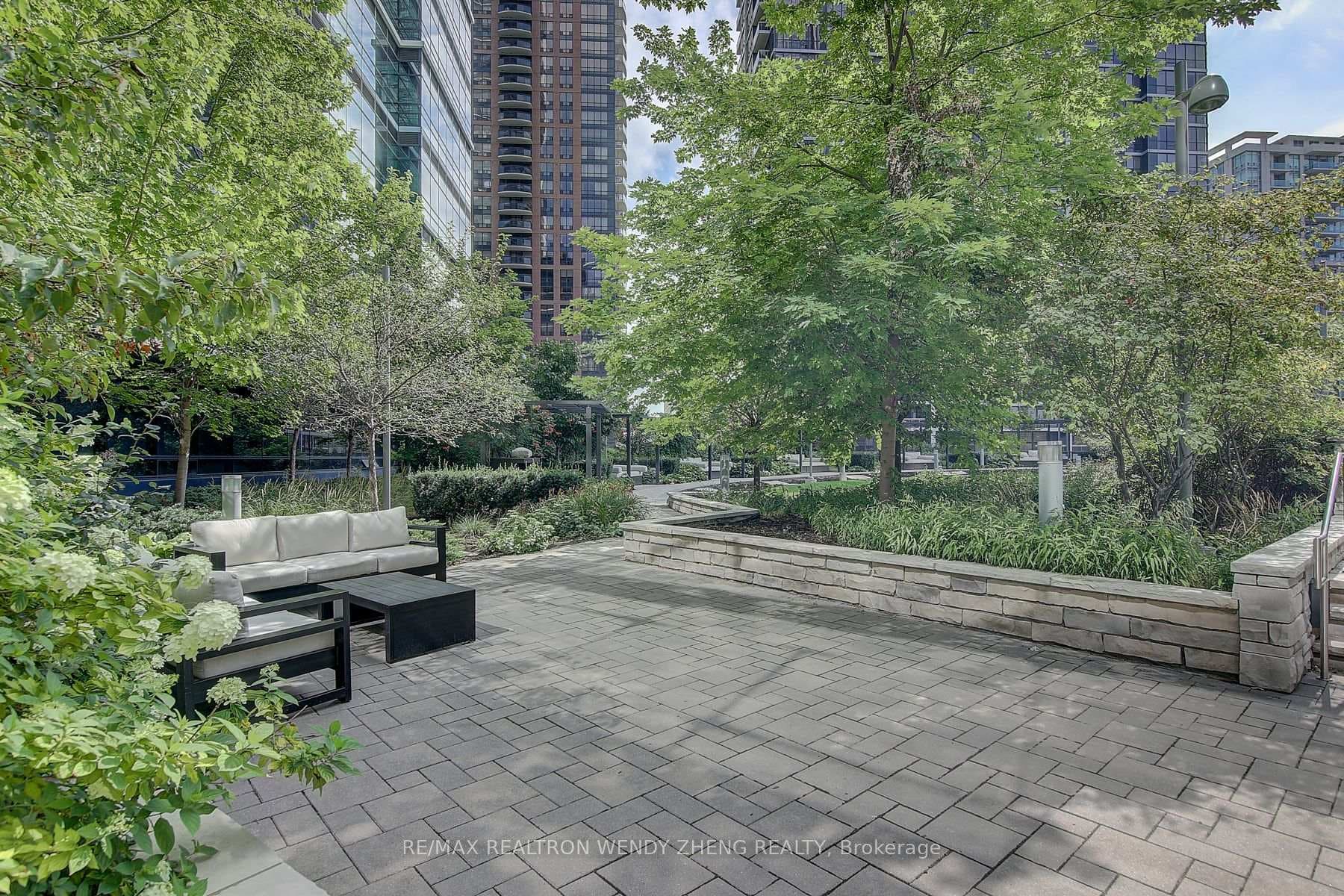 5 Sheppard Avenue Unit 4021 photo 31