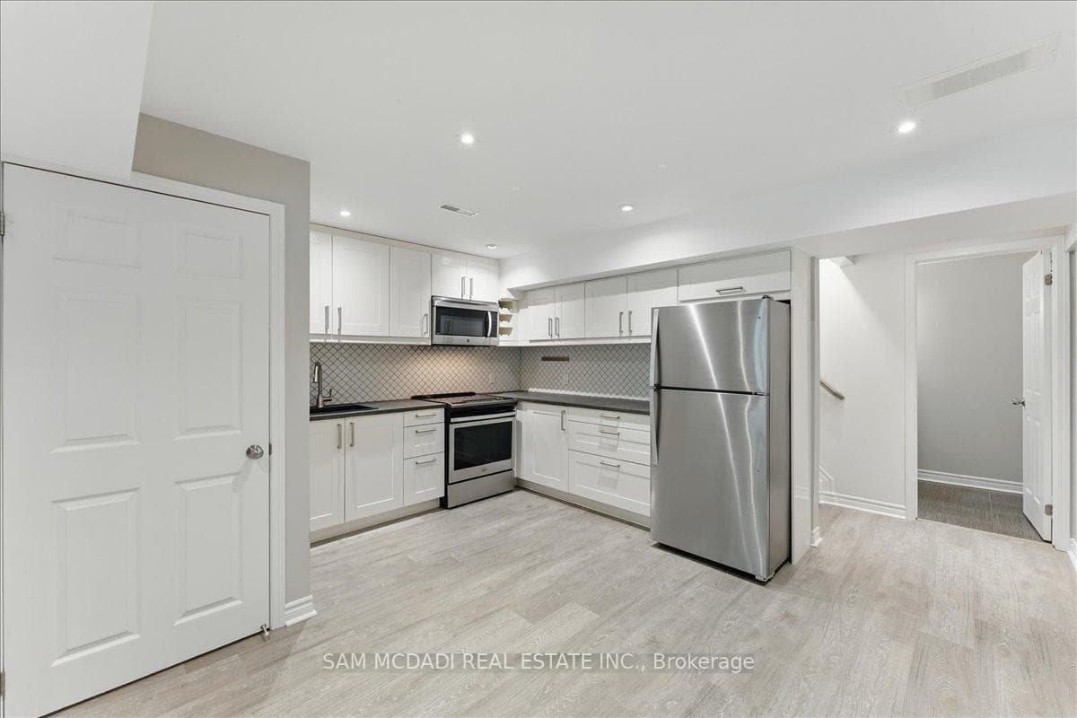 1463 Bayshire Drive photo 37