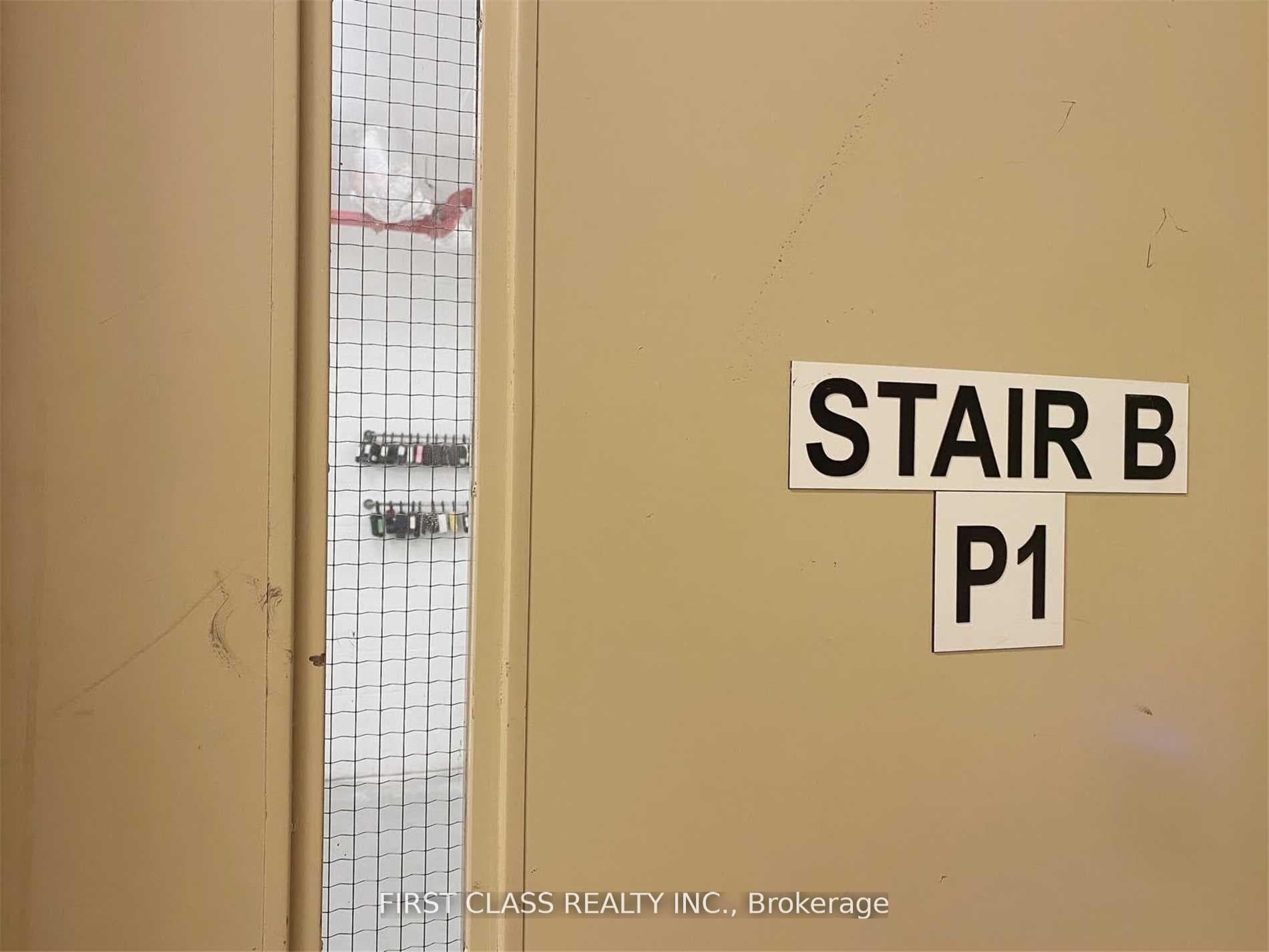 99 John Street Unit 402 photo 10