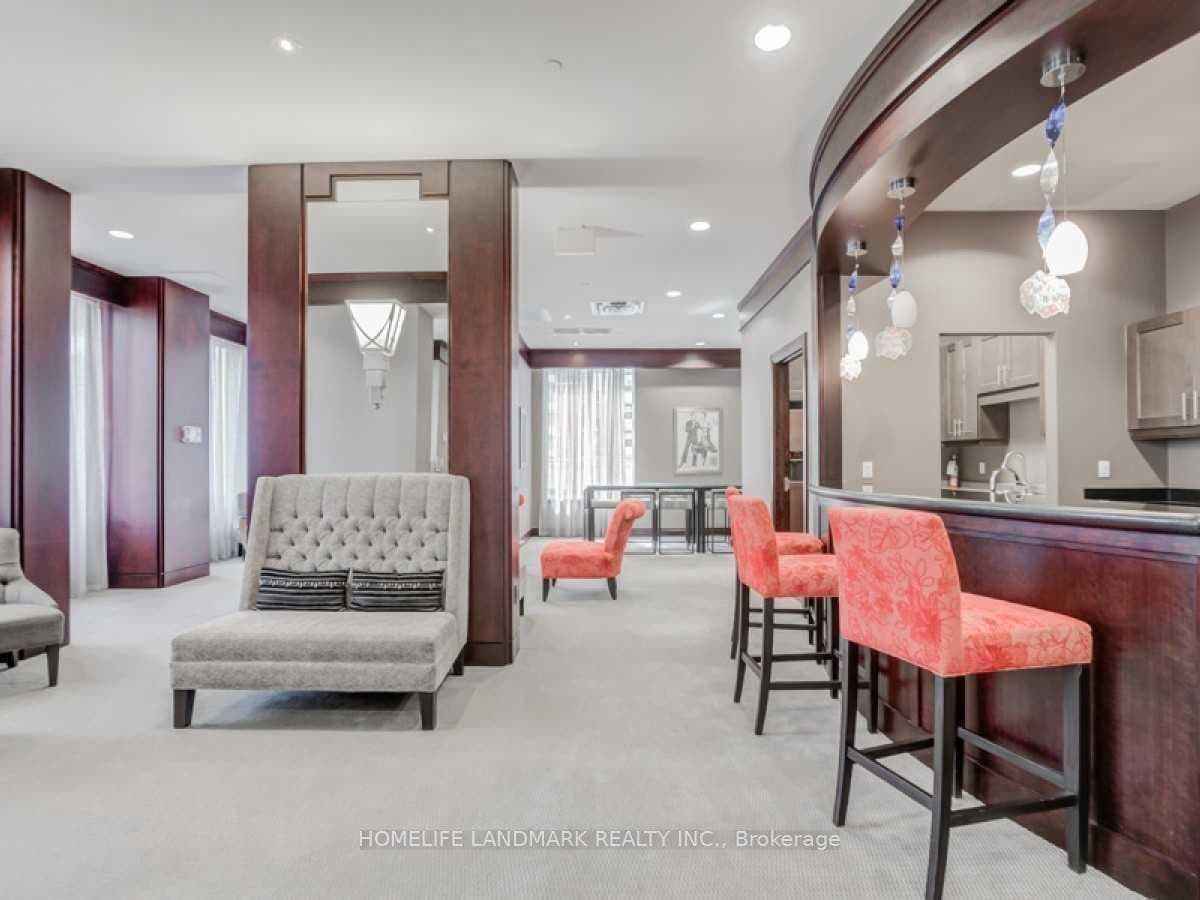 35 Balmuto Street Unit 1209 photo 6