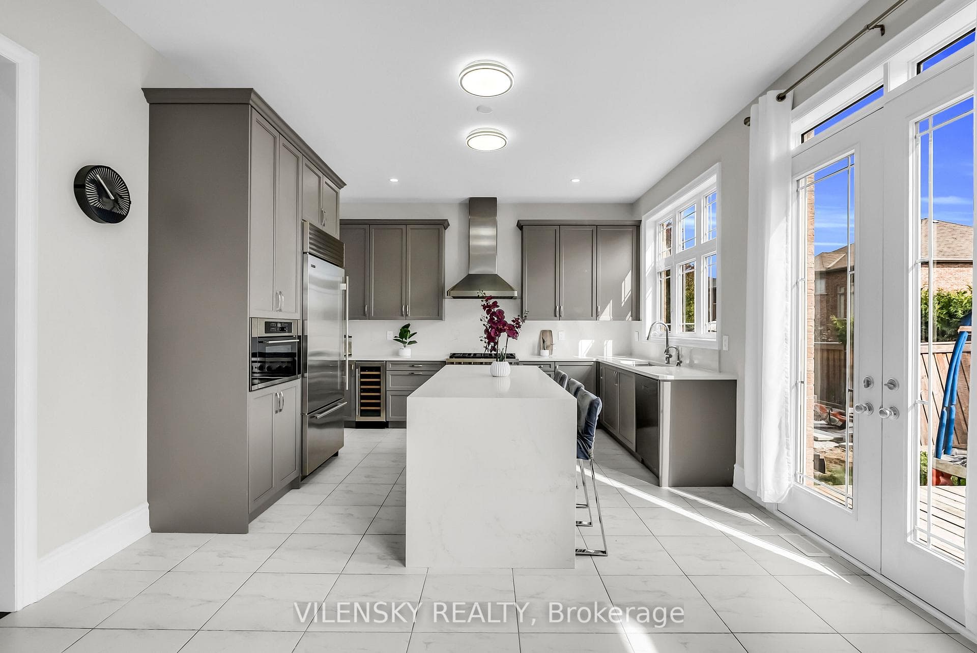 79 Menotti Drive photo 5