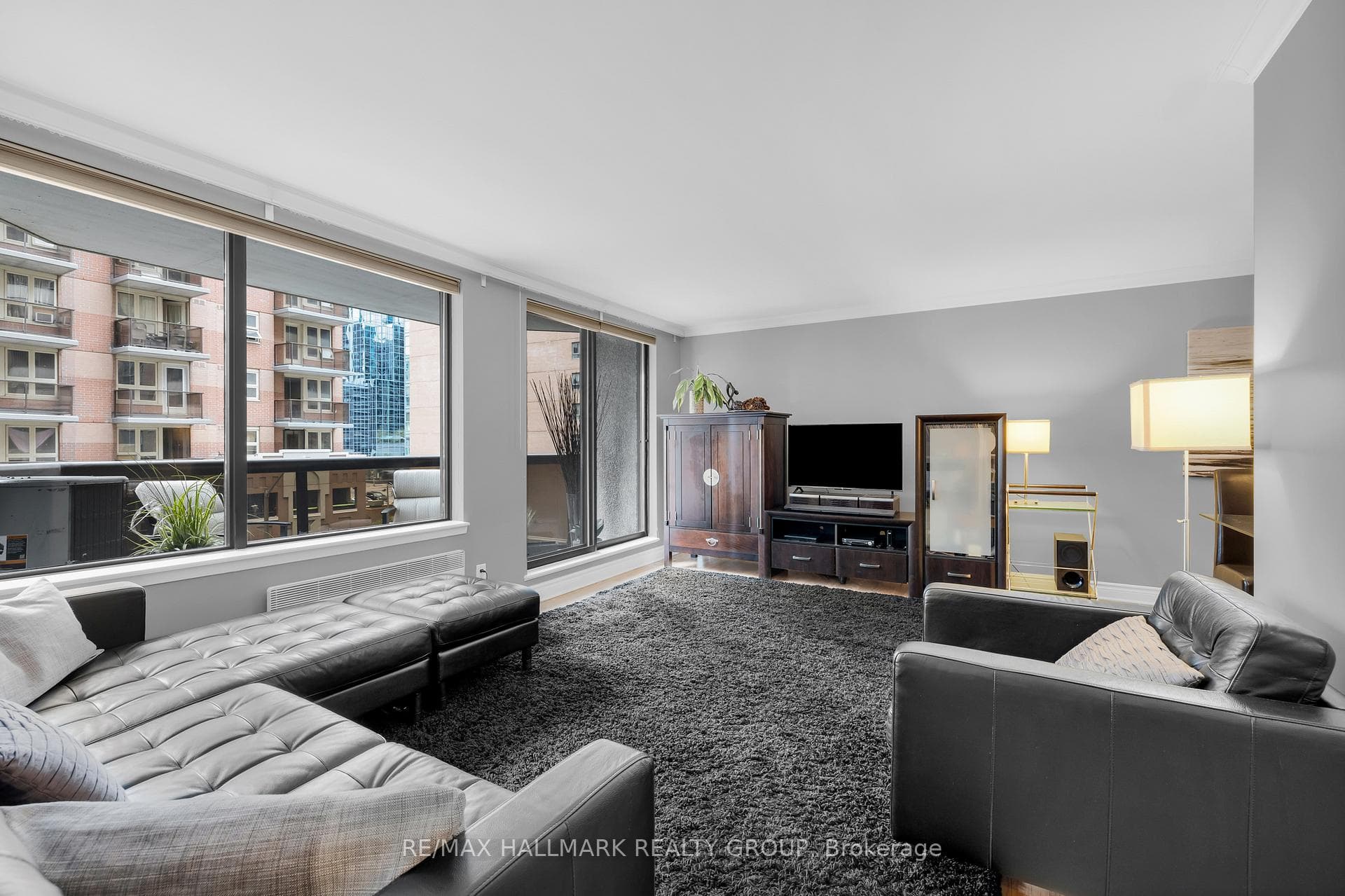 470 Laurier Avenue Unit 402 photo 16