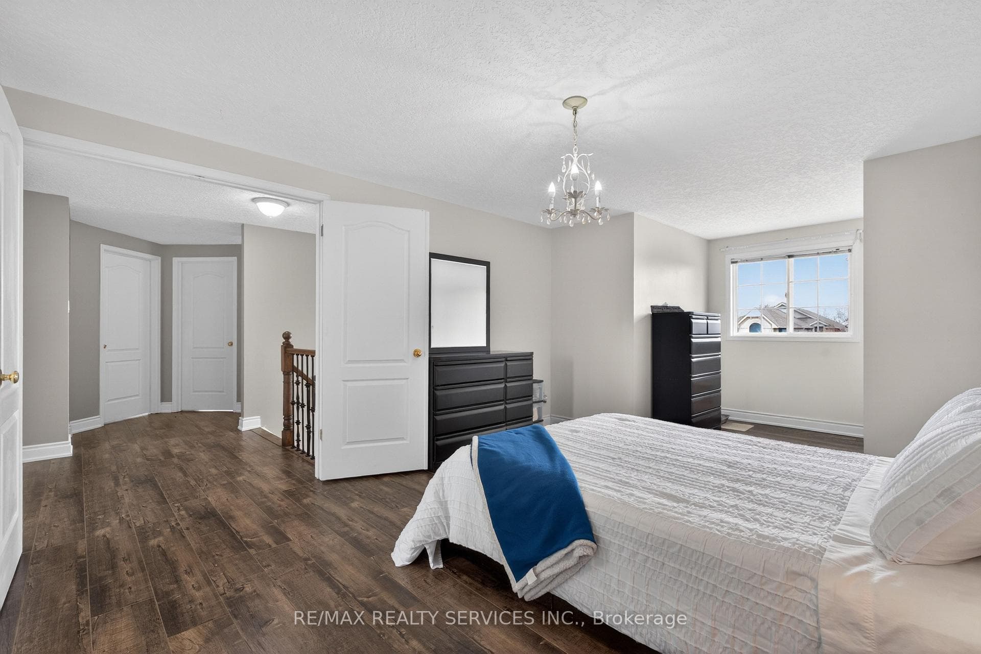 70 Hunter Road photo 40
