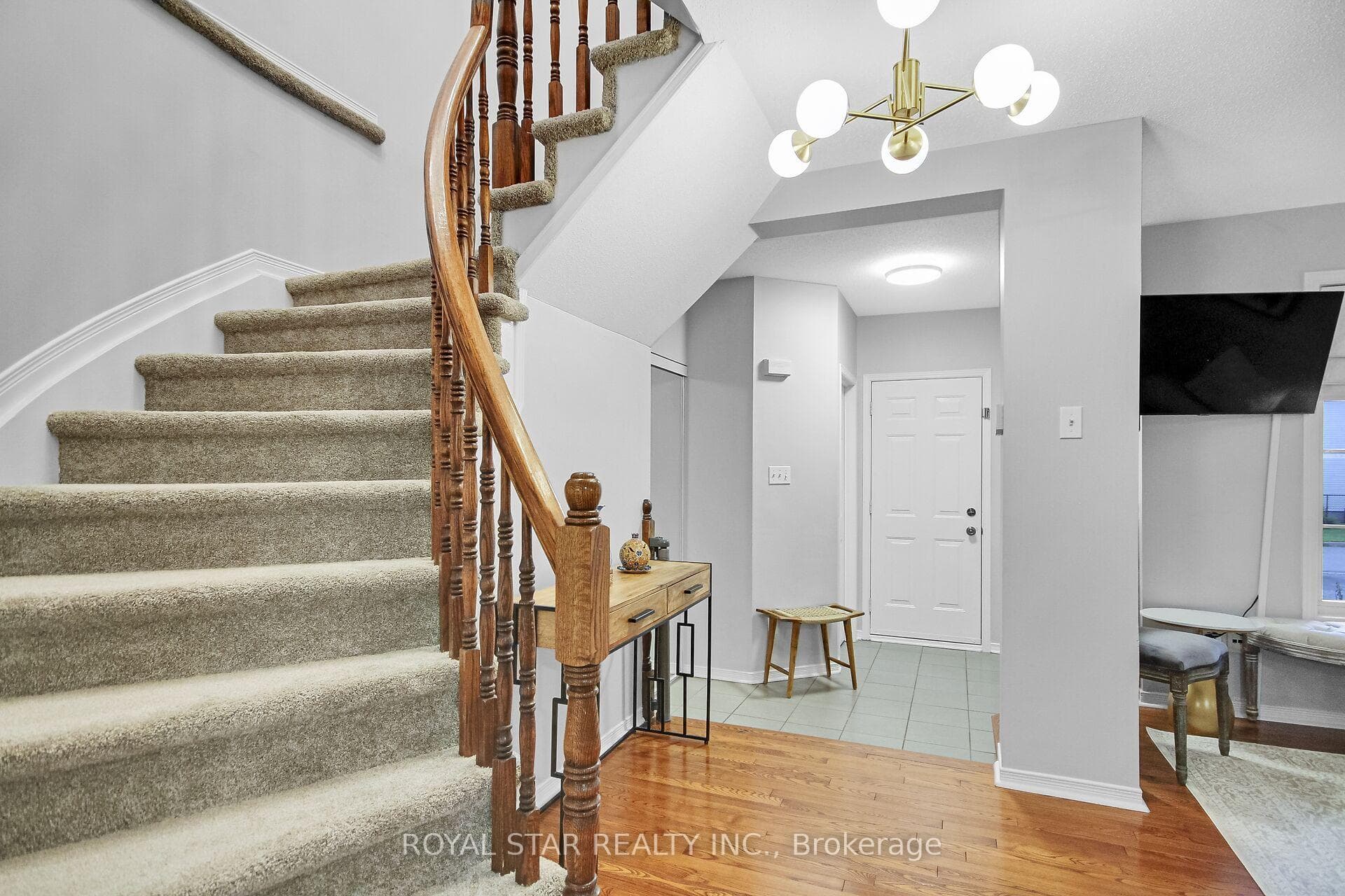 133 MARGRAVE Avenue photo 22