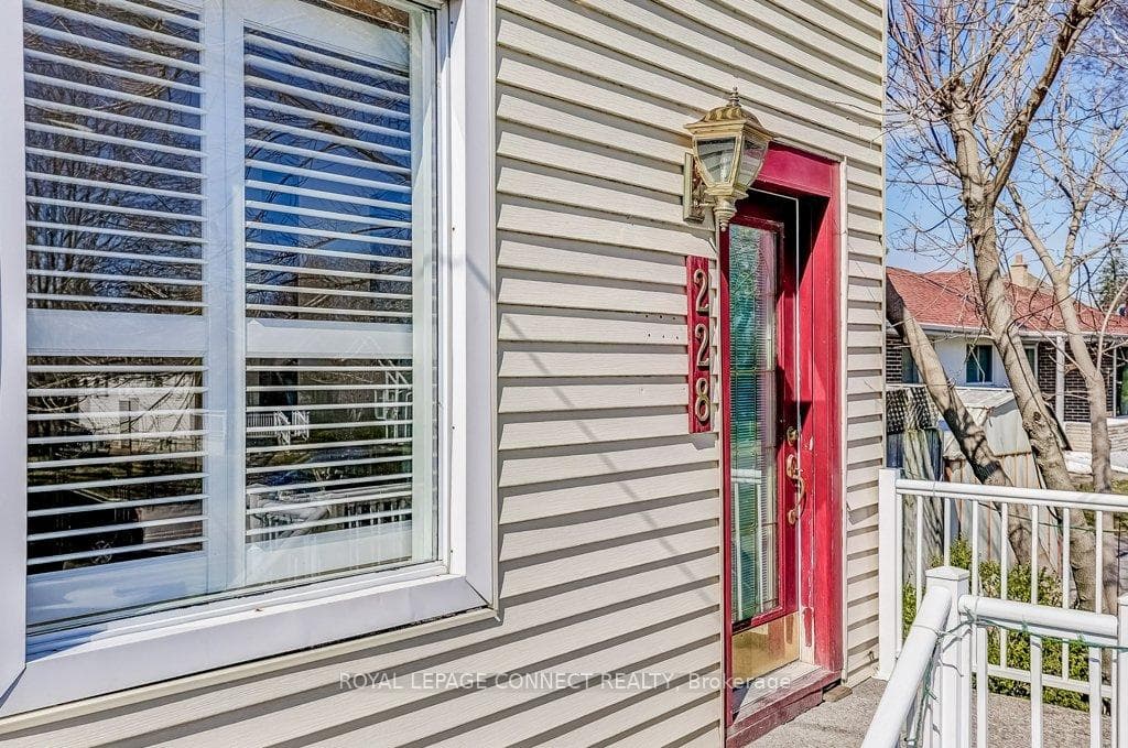 228 Park Road photo 4