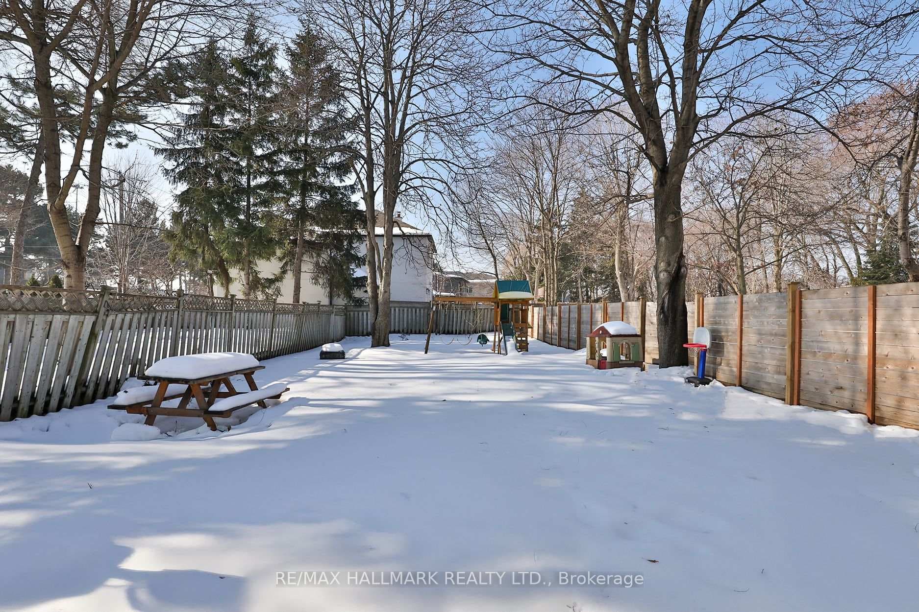 299 Ridley Boulevard photo 30