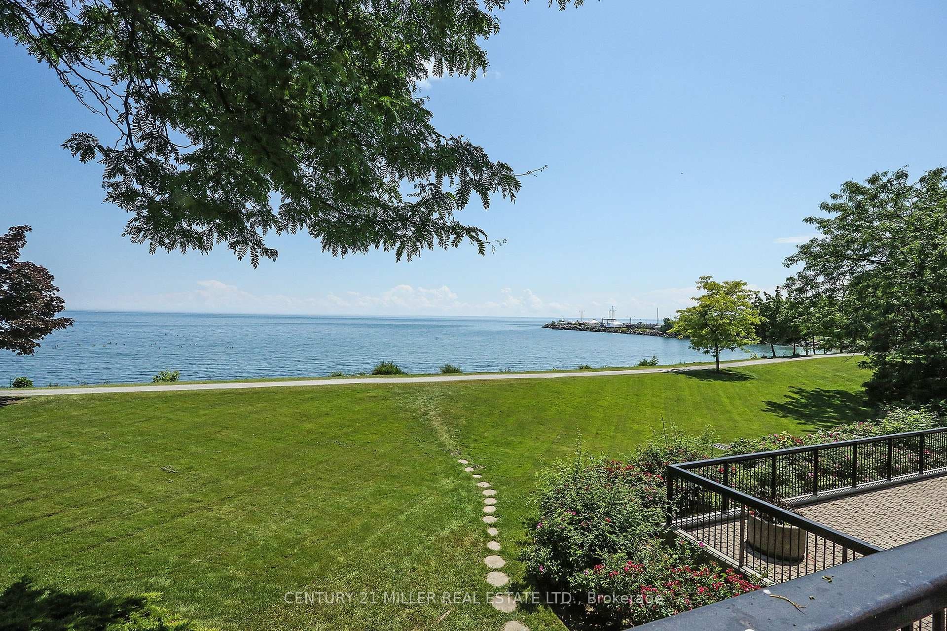 2170 Marine Drive Unit 1701 photo 32