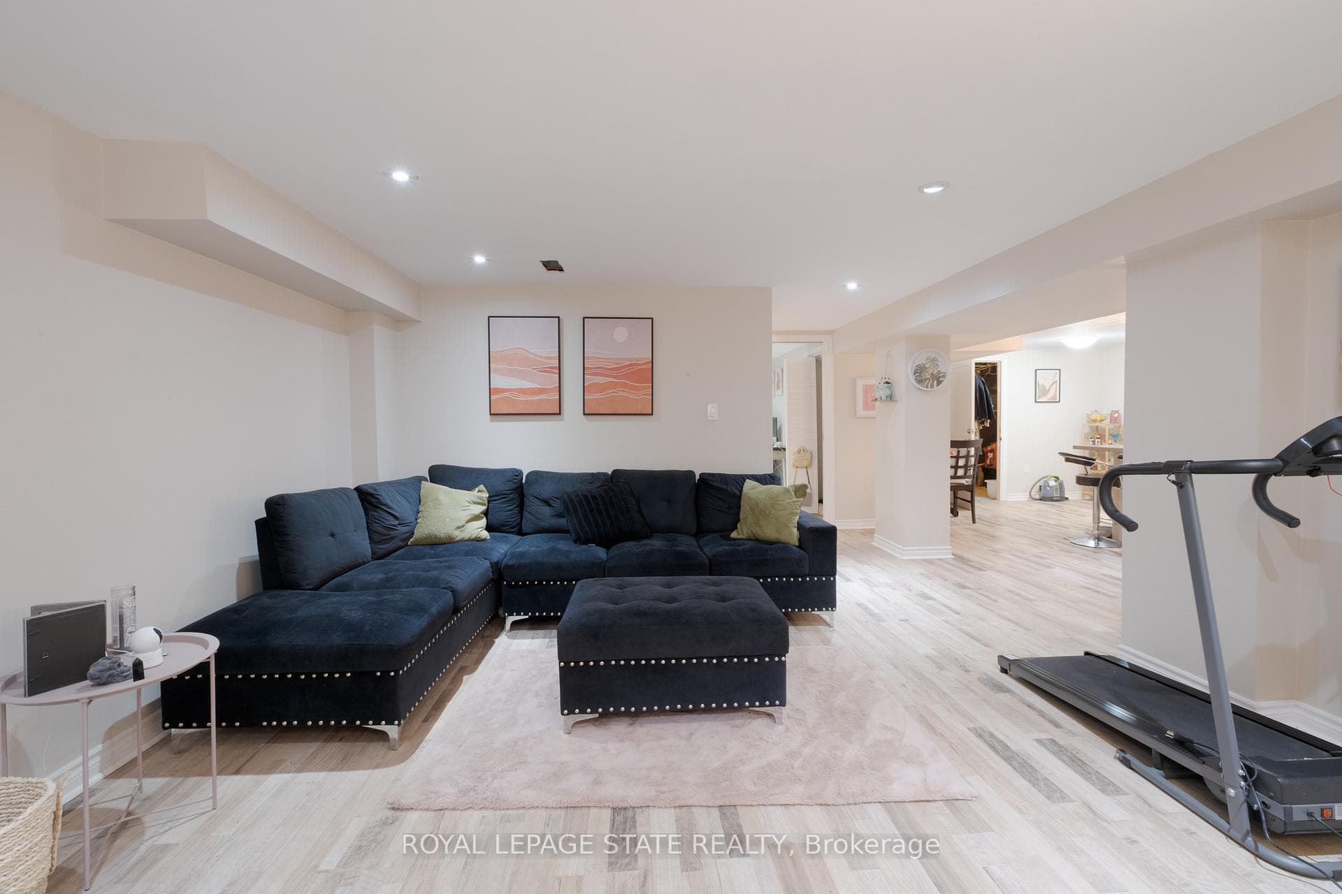 247 Mcneilly Road photo 22