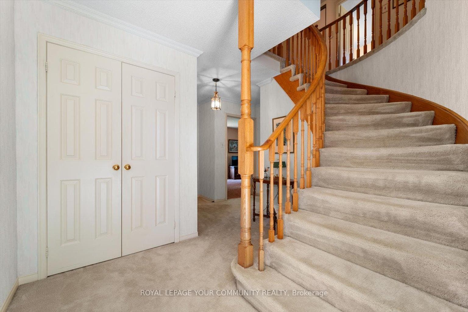 284 Brimson Drive photo 6