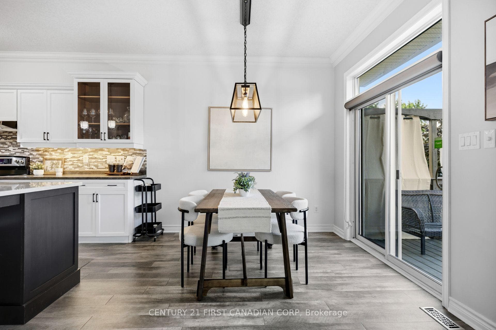 292 Walnut Street photo 9